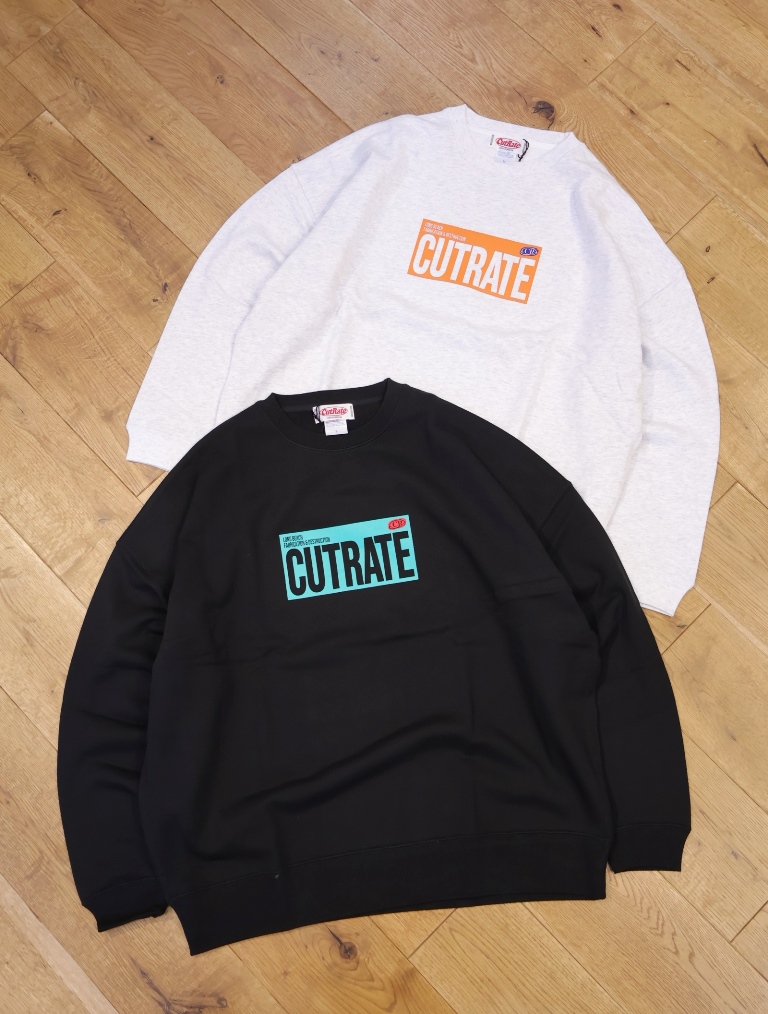 CUT RATE 　「CUTRATE BOX LOGO CREW NECK SW」　ドロップショルダークルーネックスウェット