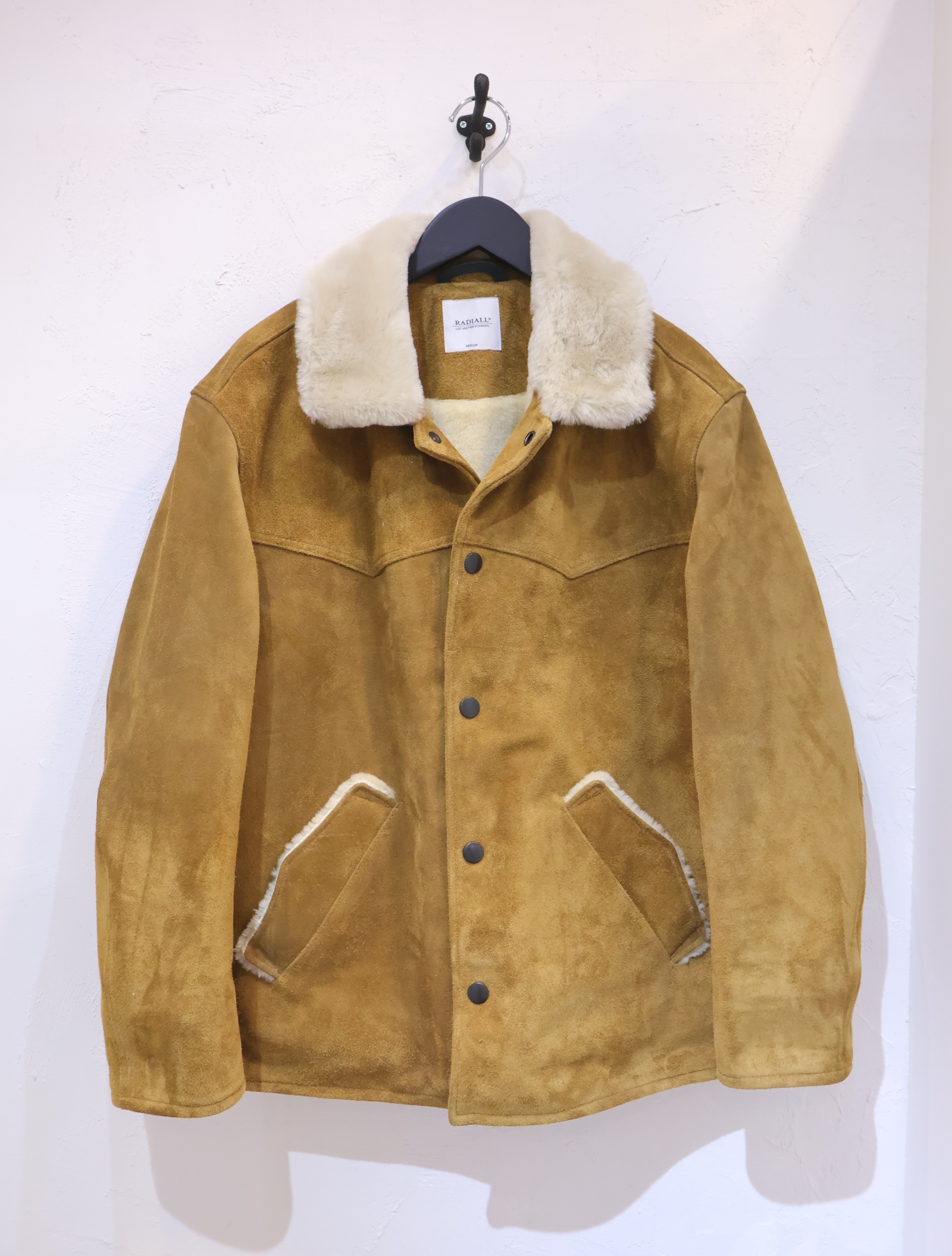 RADIALL　　「MUSCLE SHOALS - RANCH COAT」　スエードレザー ボアランチコート