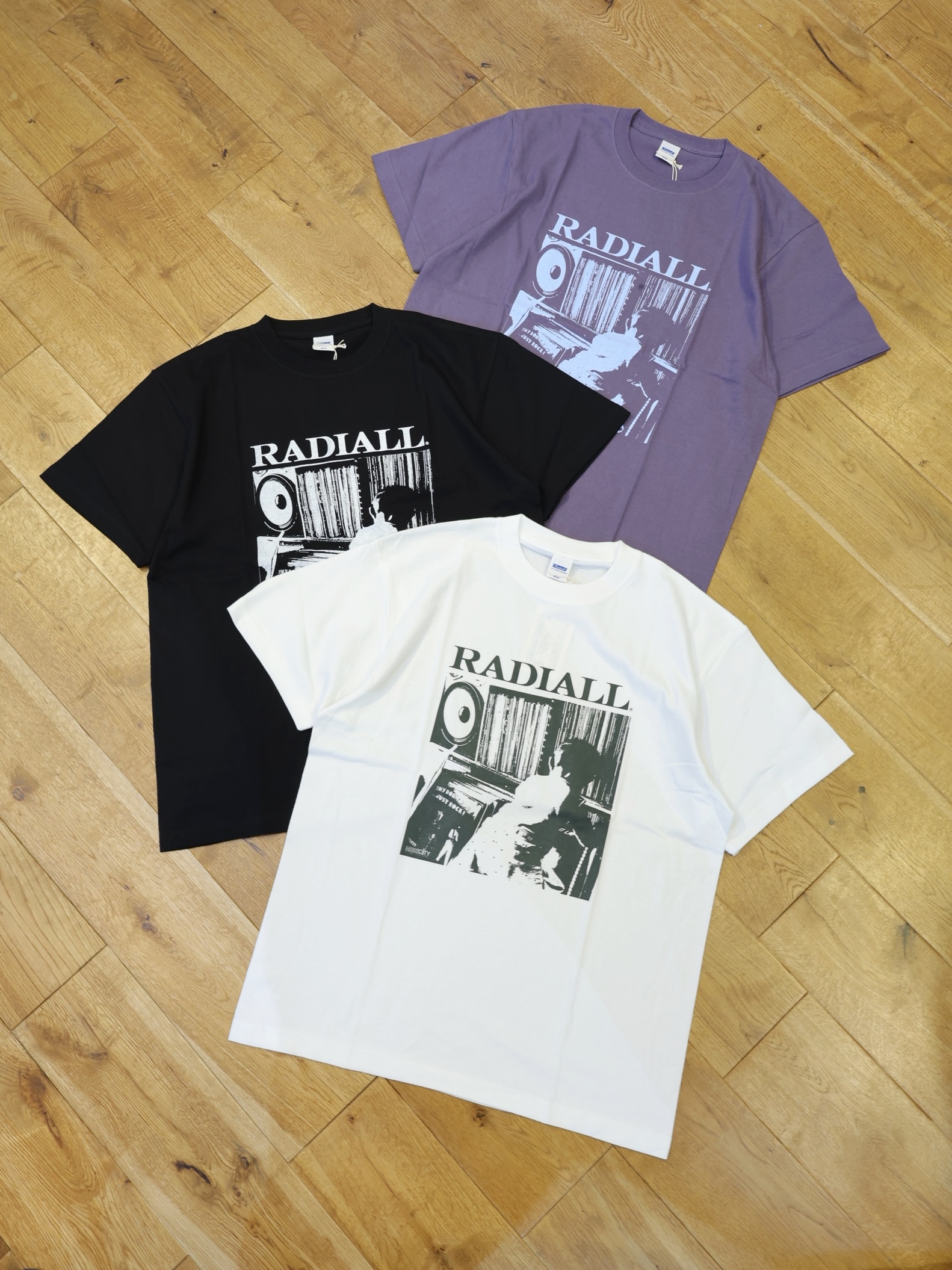 RADIALL 　「DIG - CREW NECK T-SHIRT S/S」　プリントティーシャツ