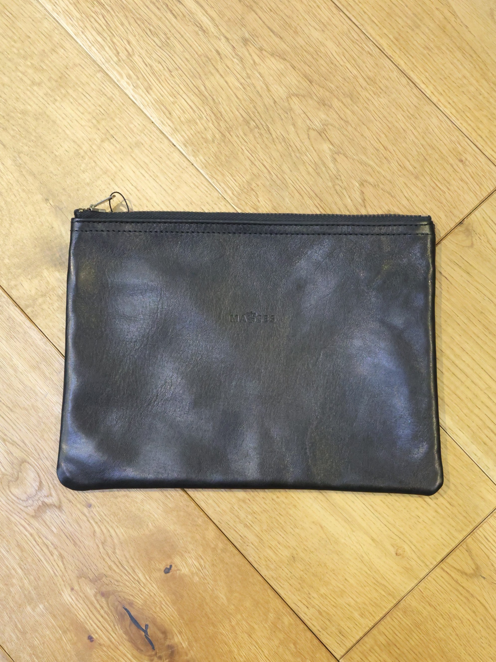 MASSES　「LEATHER PORCH L」　　レザーポーチ〈LARGE〉