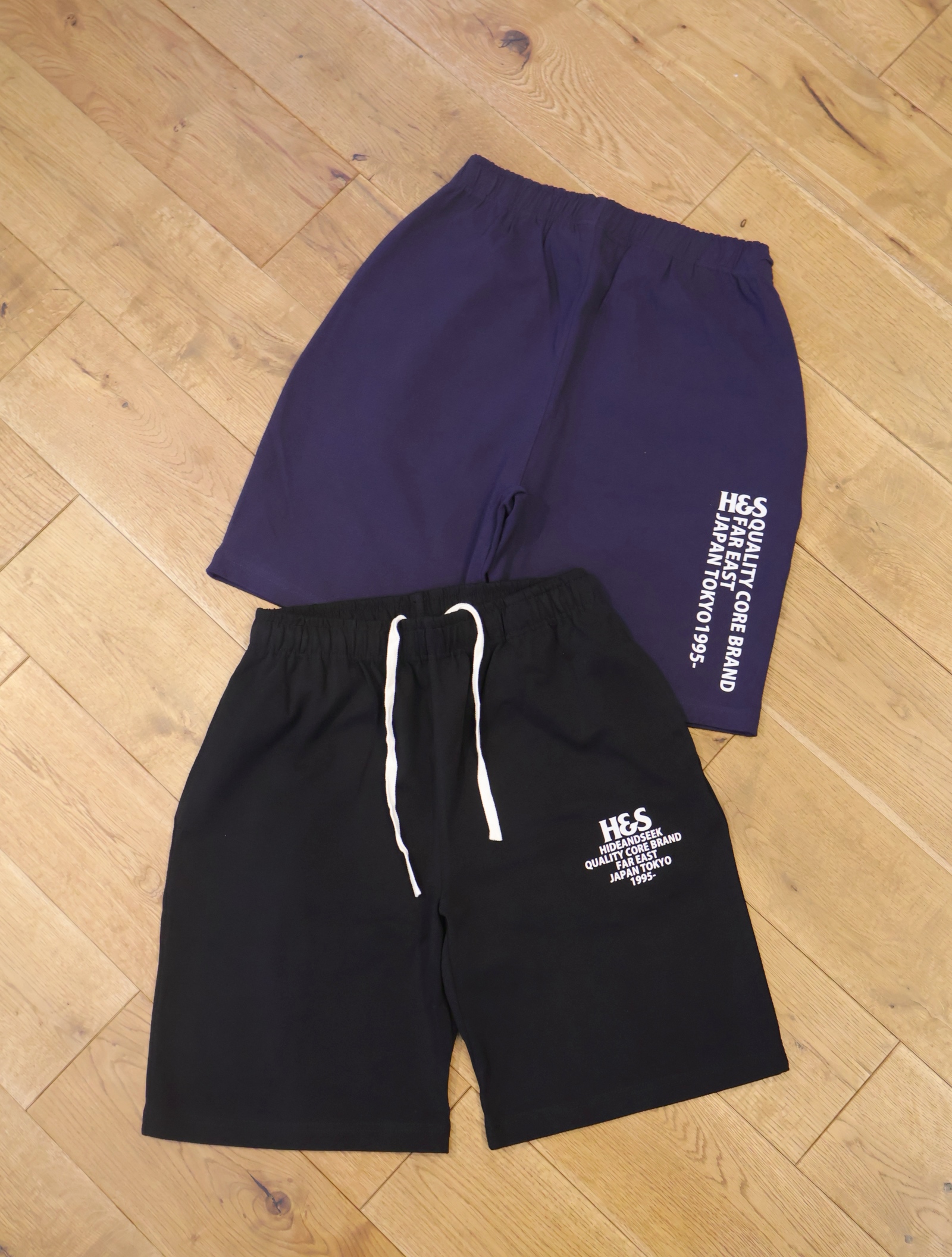 Hide and Seek　「H&S Logo Short 」　イージーショーツ