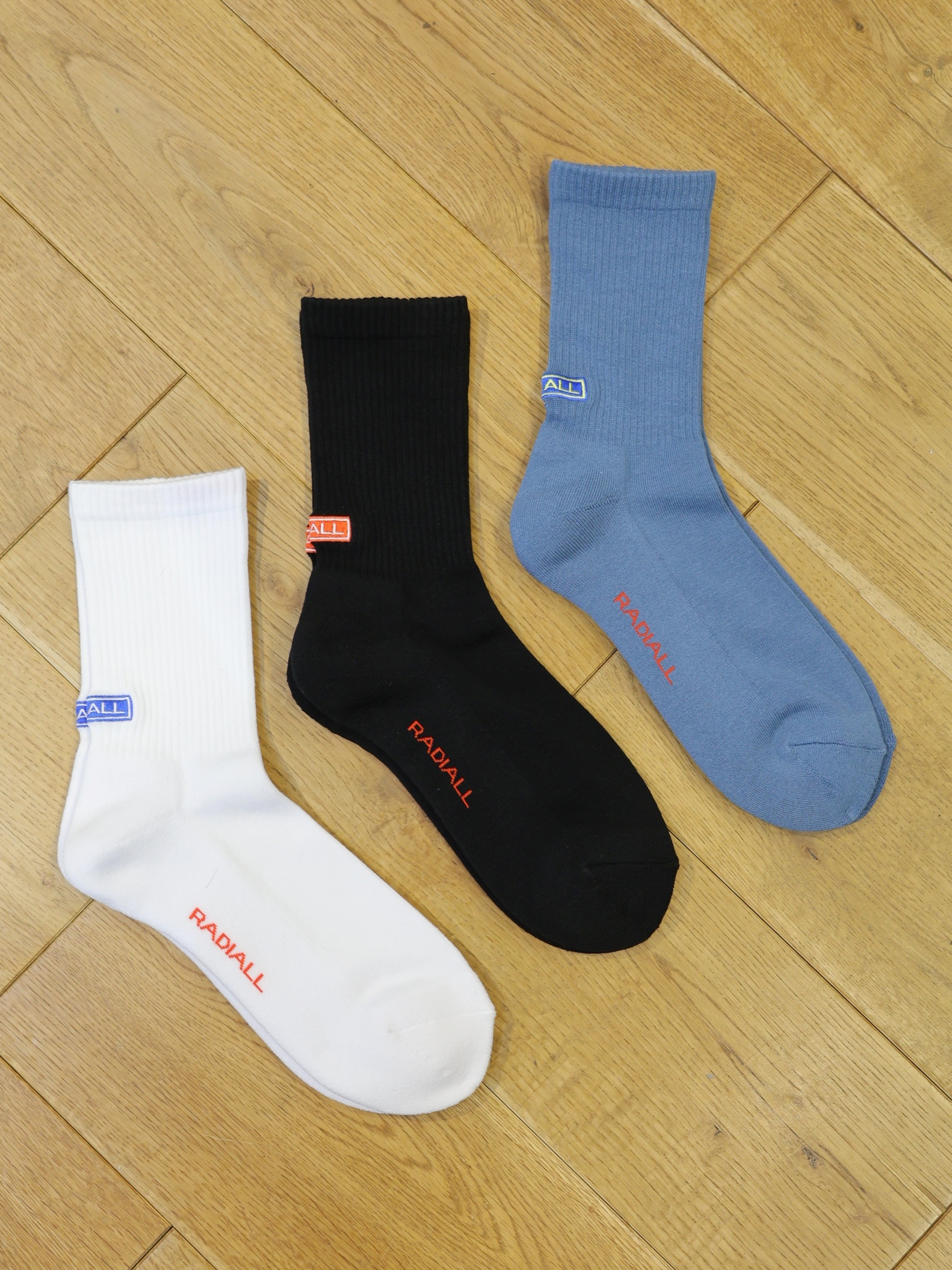 RADIALL  　　「WHEELS EMB - 1PAC SOX MID / DRALON」　　ソックス