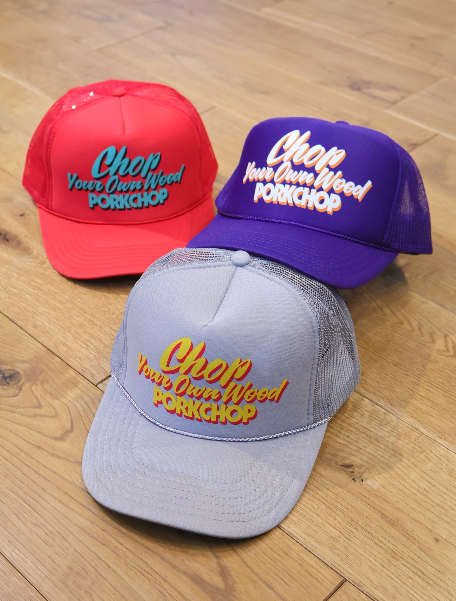 【4月27日 発売！】PORKCHOP GARAGE SUPPLY　「CHOP YOUR OWN WOOD CAP 2025」 　5パネルメッシュキャップ