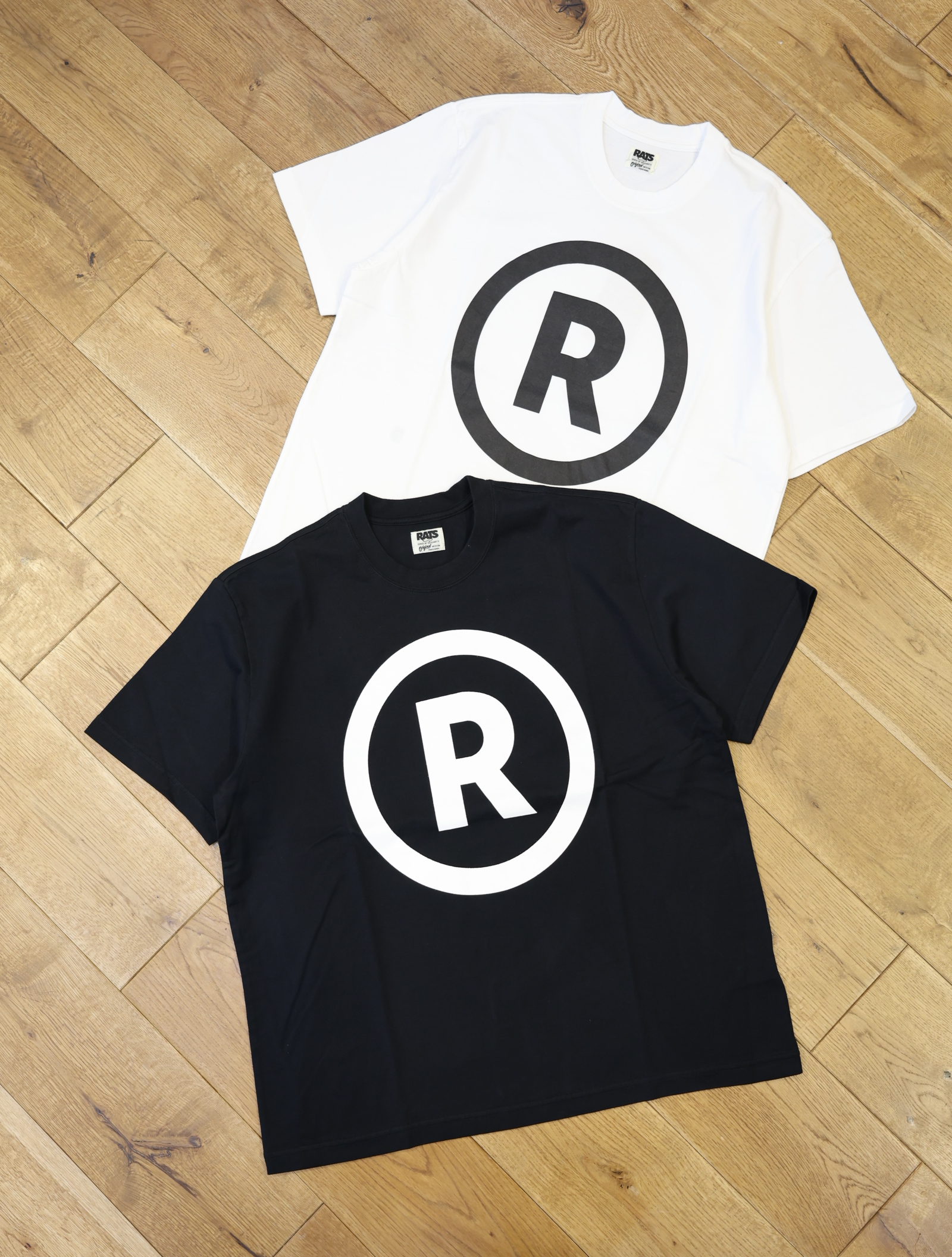 RATS　「REGISTERED TRADEMARK TEE」　プリントティーシャツ