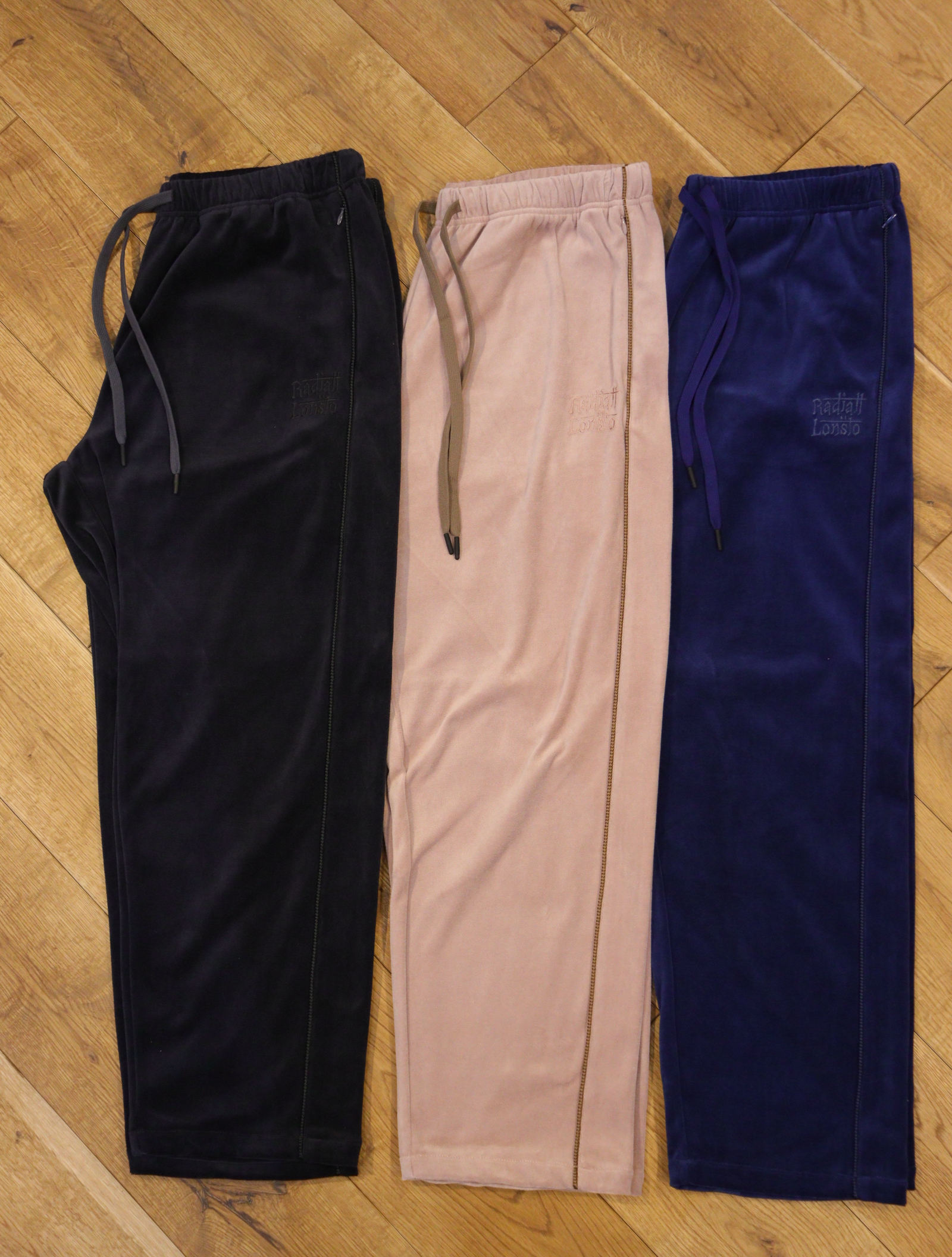 RADIALL　　「BBS - TRACK PANTS」　　ベロアトラックパンツ