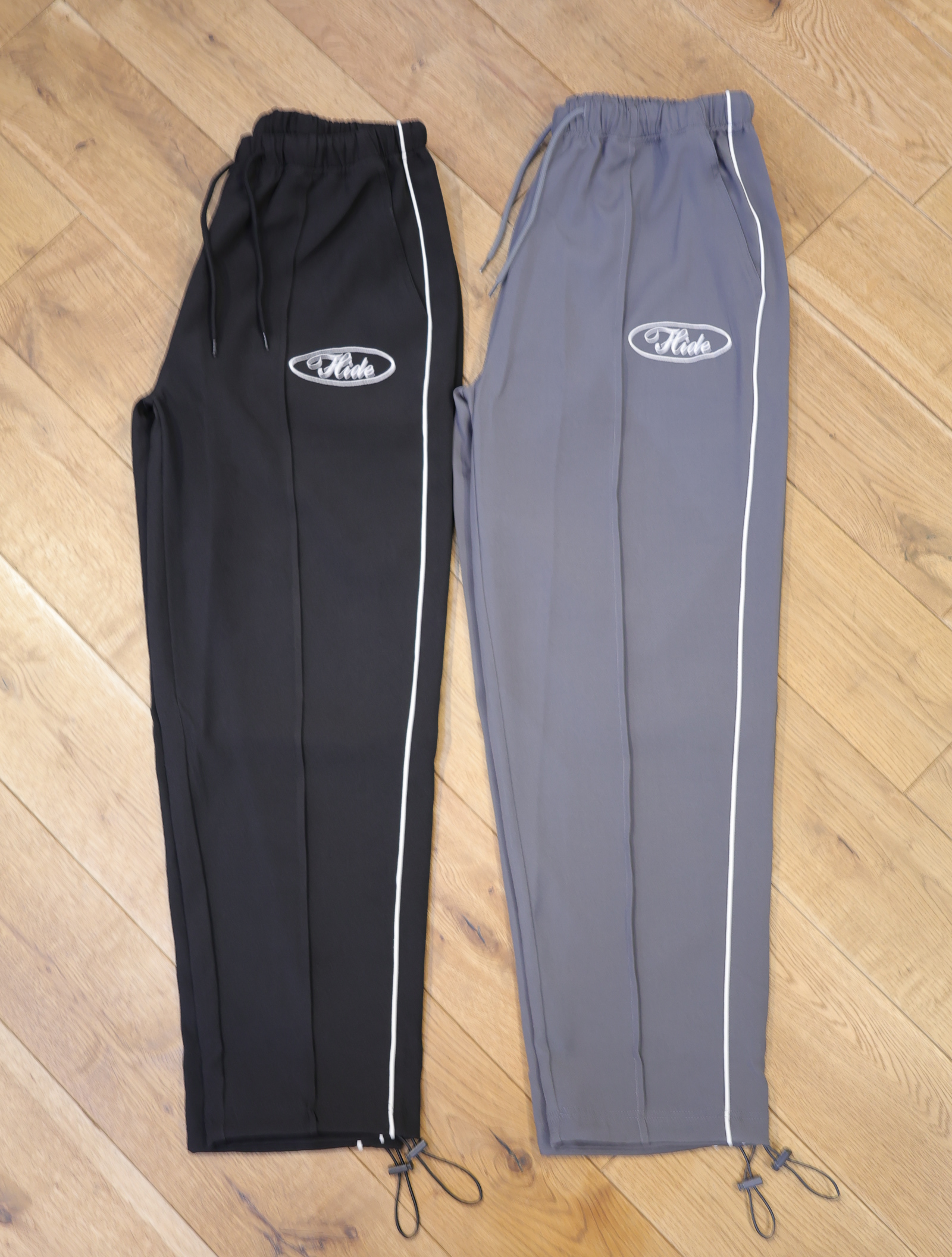 Hide and Seek　「Track Pant（26ss-2）」　ピンタックトラックパンツ