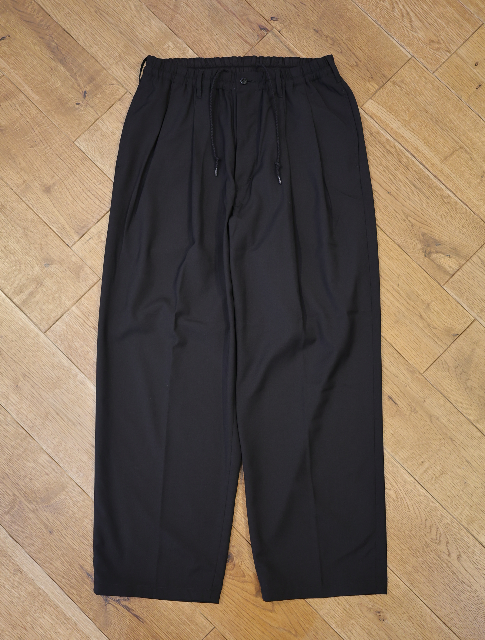 COOTIE　「T/W 2 Tuck Easy Pants <PLAIN>」　2タック イージーパンツ