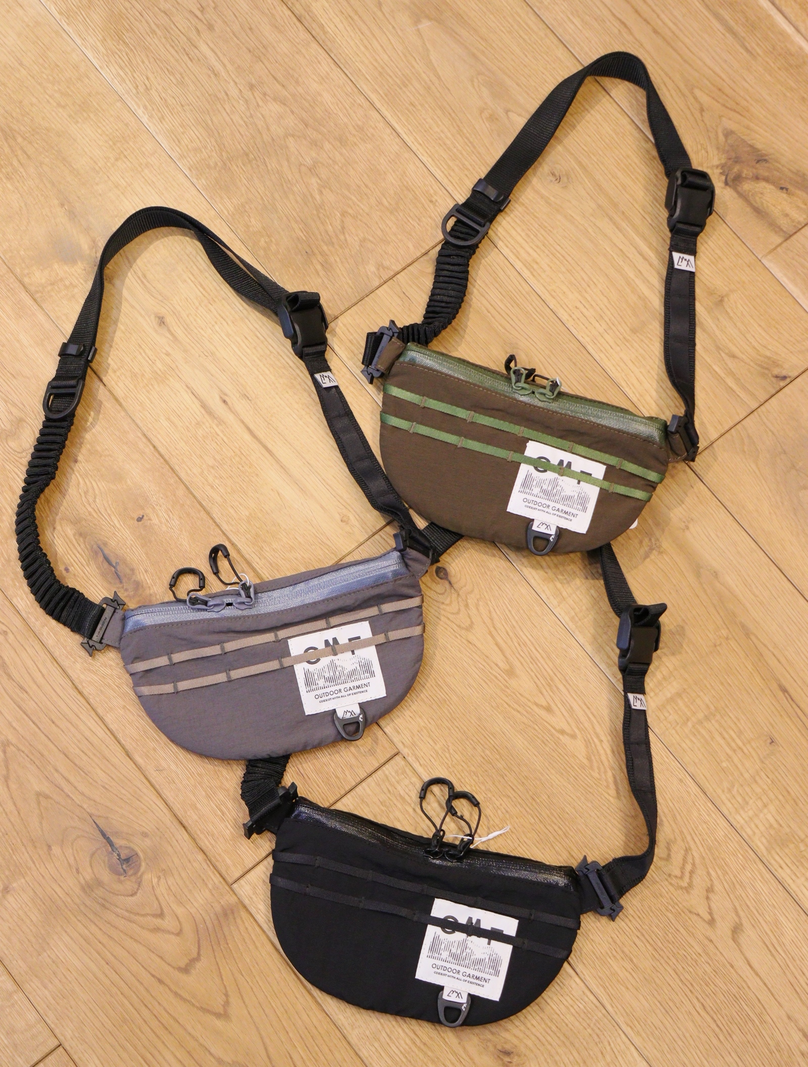 CMF OUTDOOR GARMENT　「MINI PORCH NYLON」　ミニポーチ