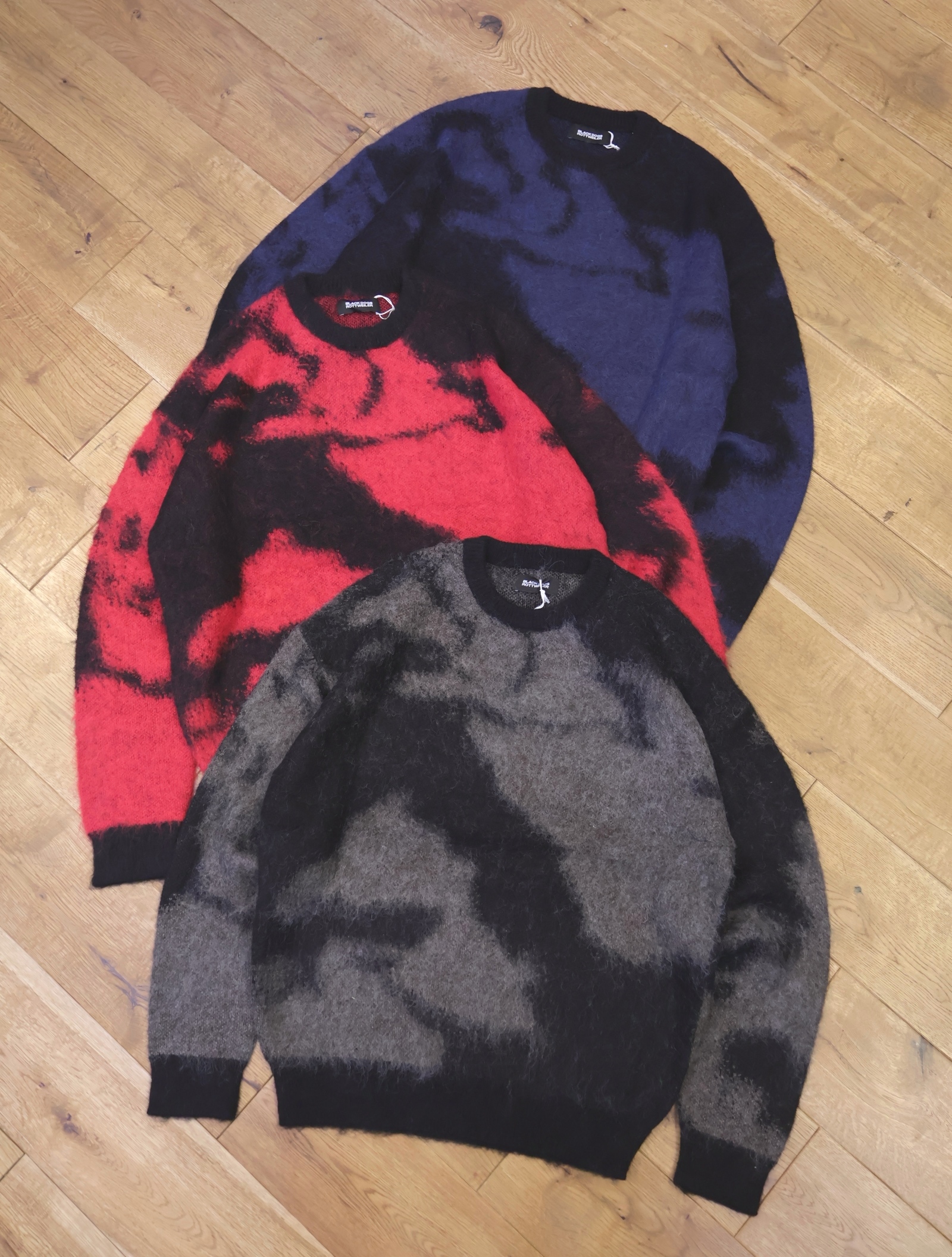 ROTTWEILER　「R9 PAINTED KNIT」 　モヘアセーター