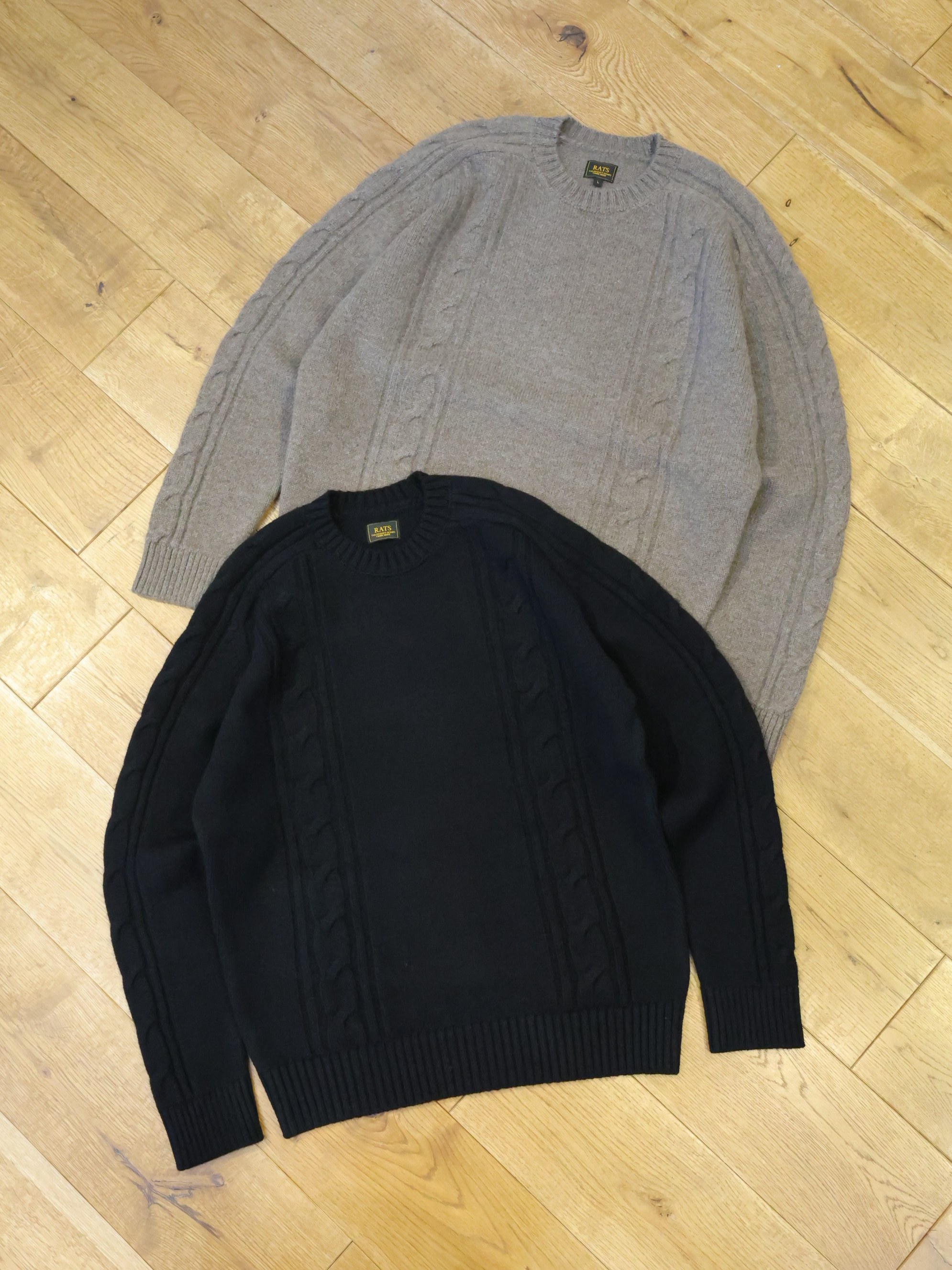 RATS　 「CABLE CREW NECK KNIT」　 クルーネックニットセーター