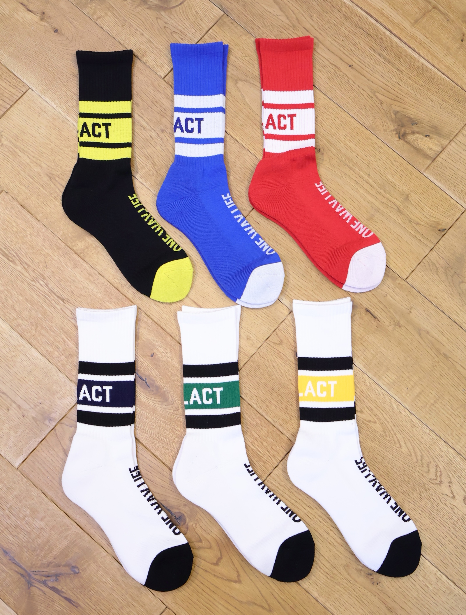 EVILACT 　　「LINE SOCKS」　ソックス