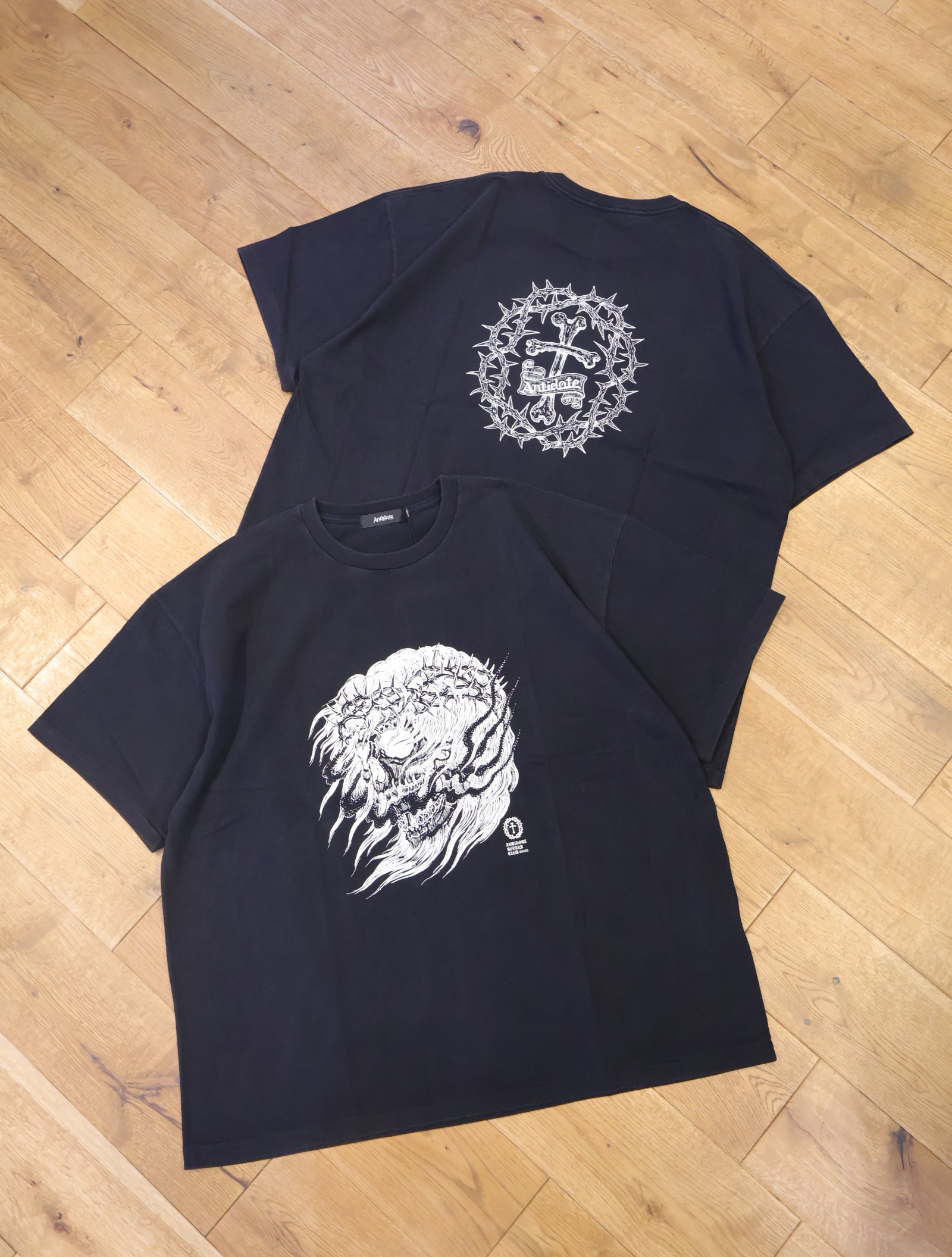 ANTIDOTE BUYERS CLUB　　「Fade Wash S/S Tee (Skull Jesus)」　　フェードウォッシュ ワイドシルエットティーシャツ