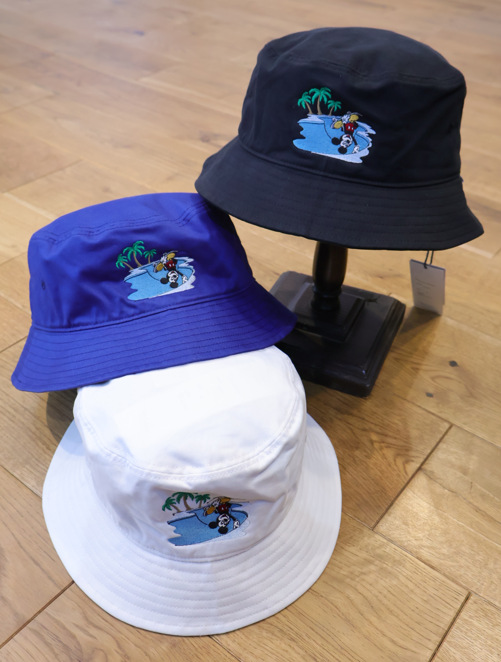 CHALLENGER　「MICKEY MOUSE/ HAND PLANT HAT」　バケットハット