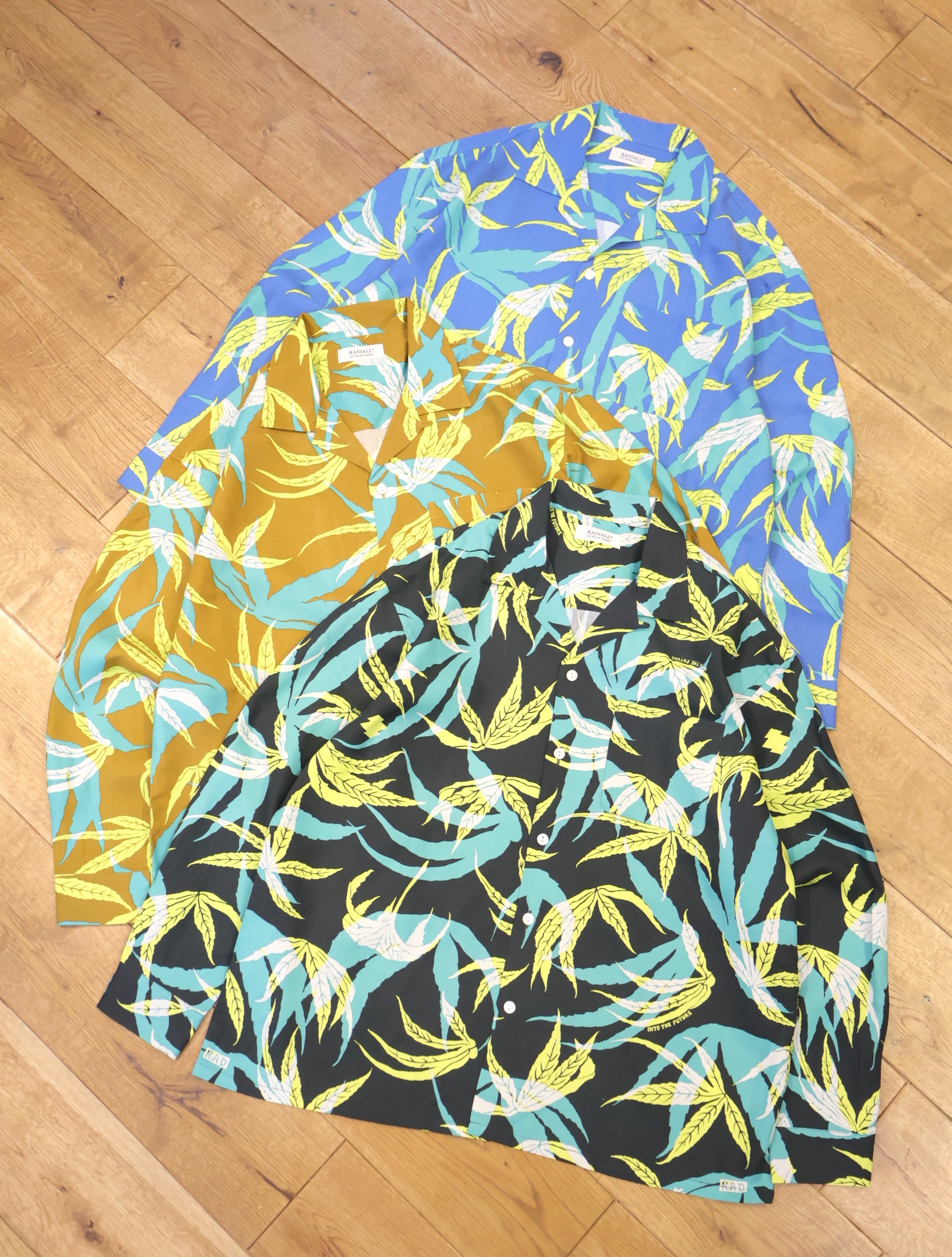 RADIALL　　「INTO THE FUTURE - OPEN COLLARED SHIRT L/S 」　 レーヨン オープンカラーシャツ