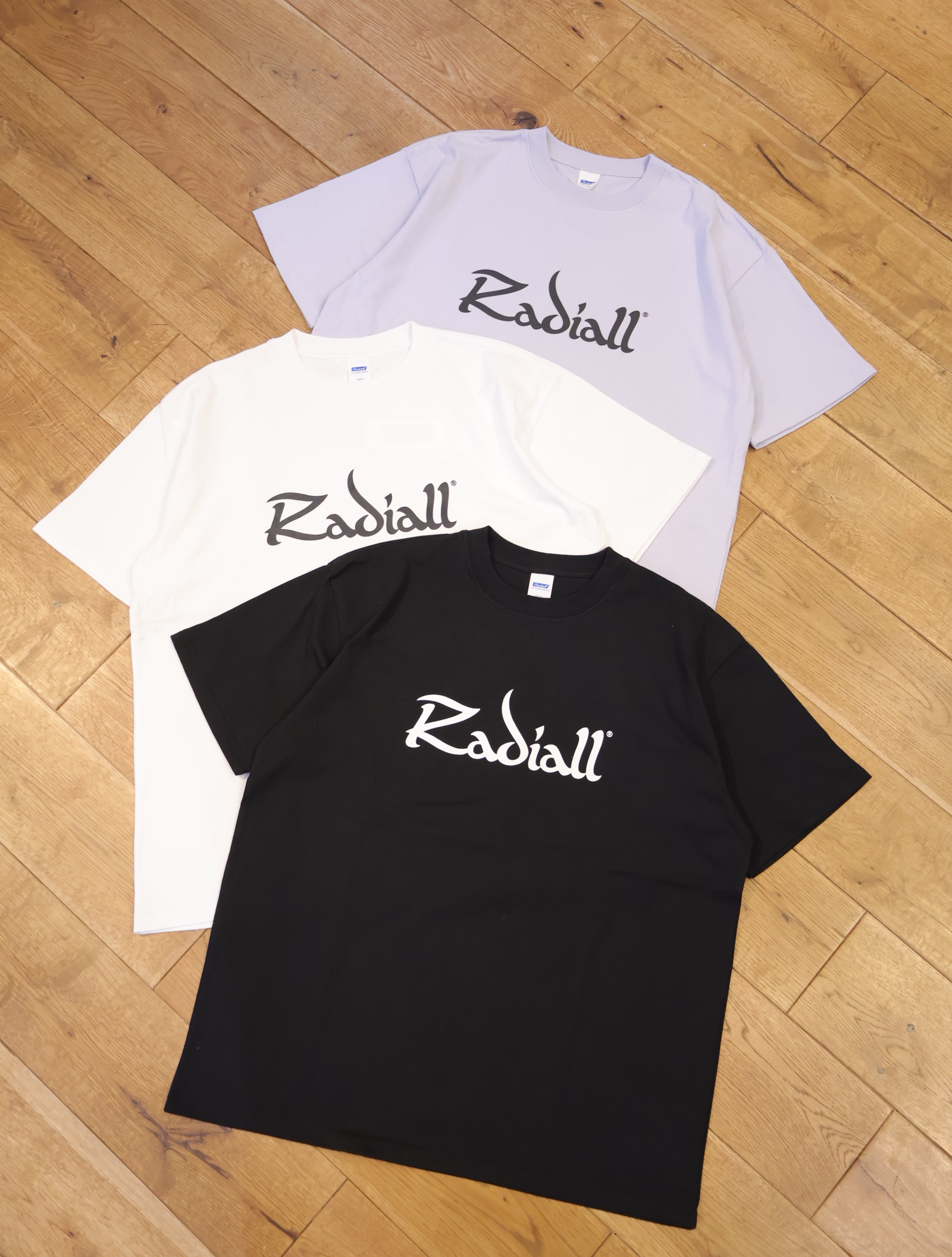 RADIALL 　「RIDDIM - CREW NECK T-SHIRT S/S」　プリントティーシャツ