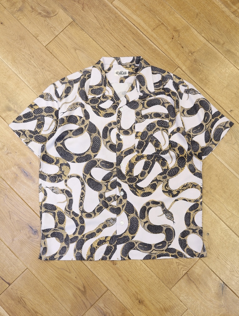 CALEE 　「ALLOVER SNAKE PATTERN S/S SH」  スネークパターン オープンカラーレーヨンシャツ