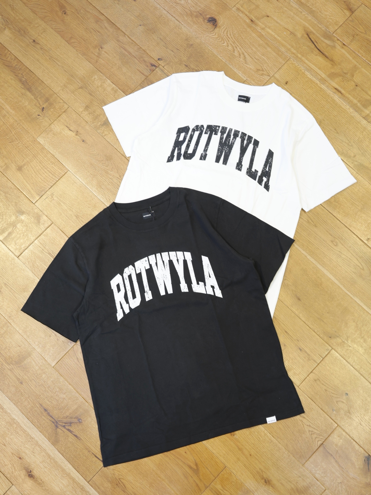 ROTTWEILER 　　「R9 ROTWYLA TEE」 　プリントティーシャツ