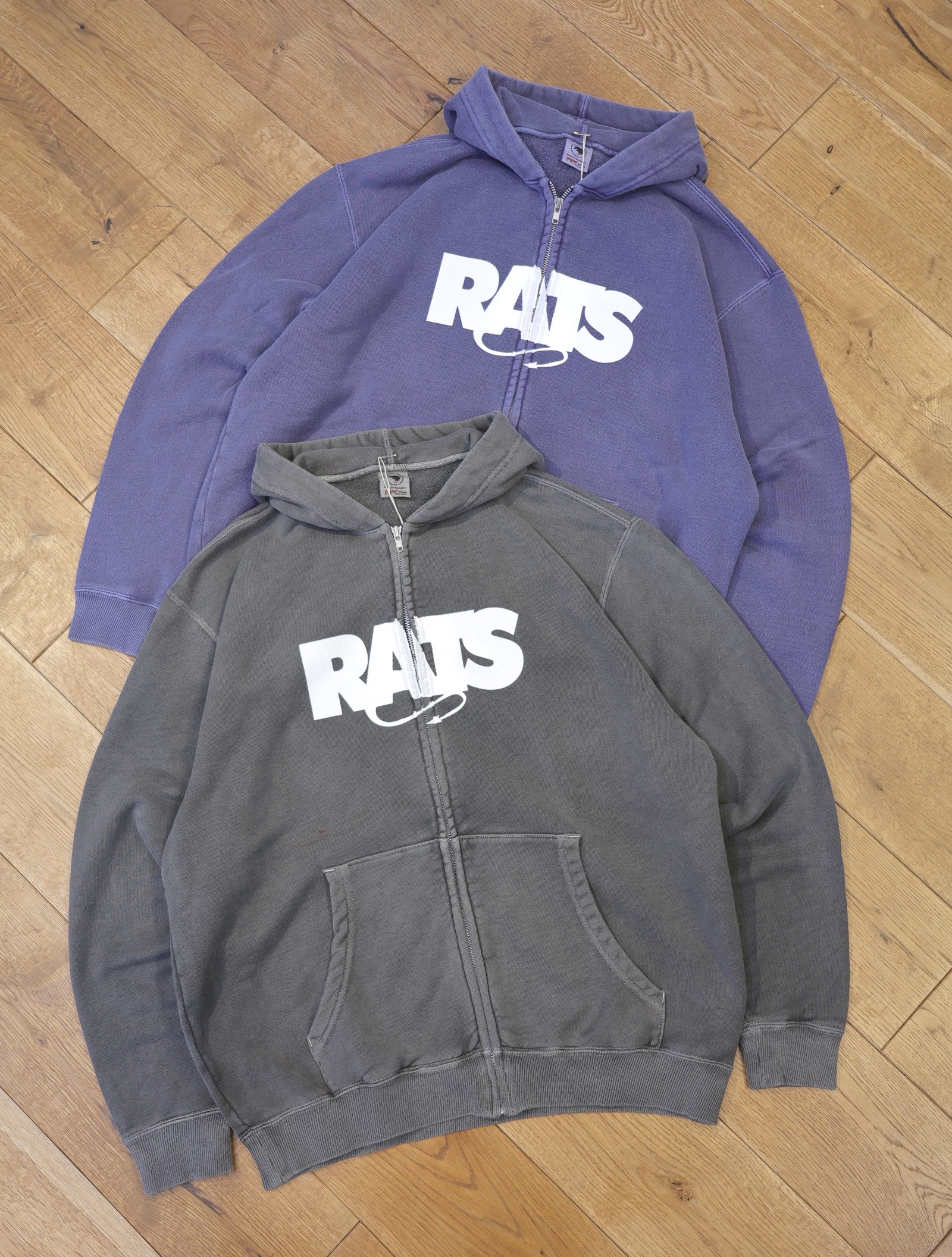 RATS　「PIGMENT DYED ZIP HOODIE」　ピグメントダイ スウェットジップアップフーディー