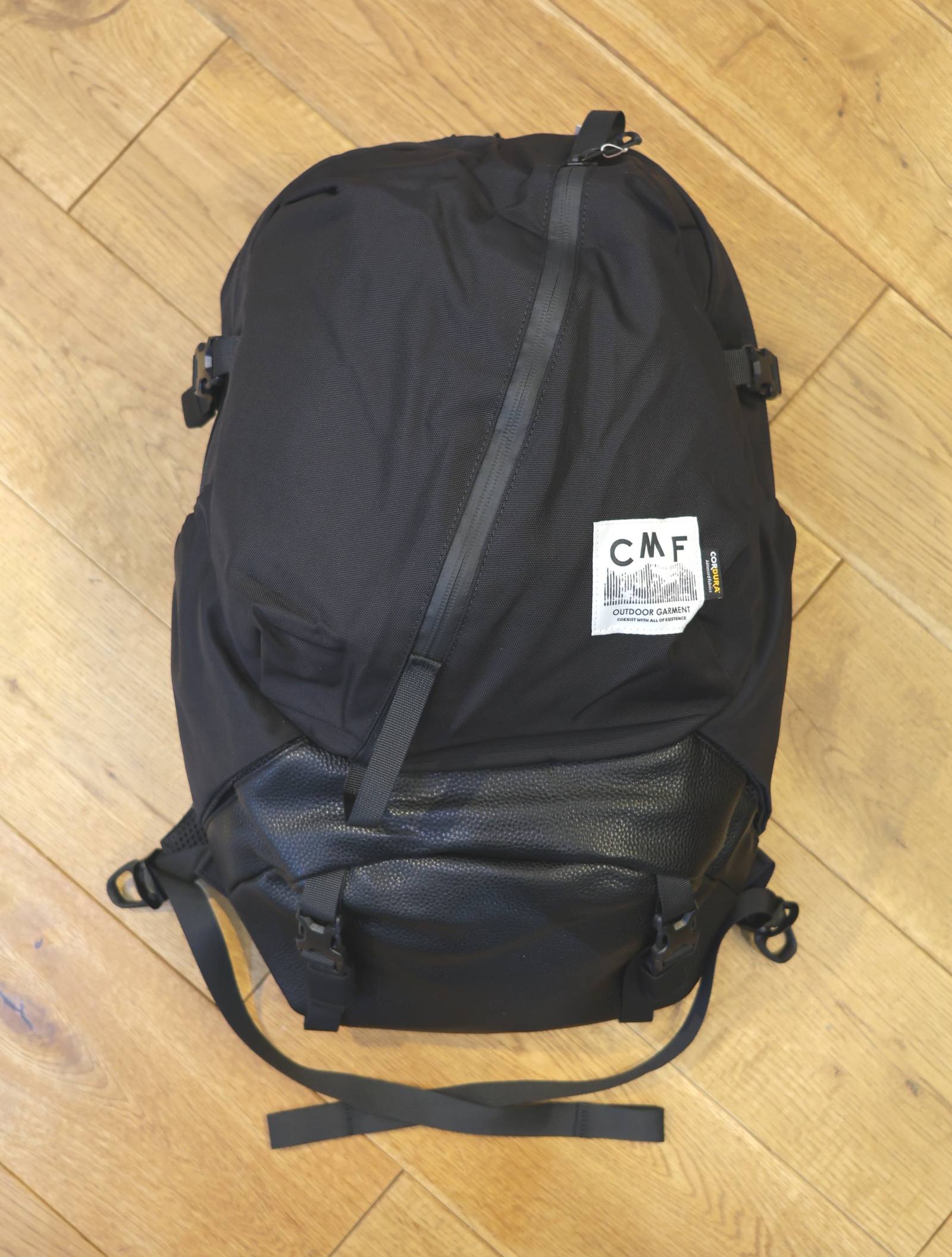 CMF OUTDOOR GARMENT　　「WEEKENDERZ」　　バックパック