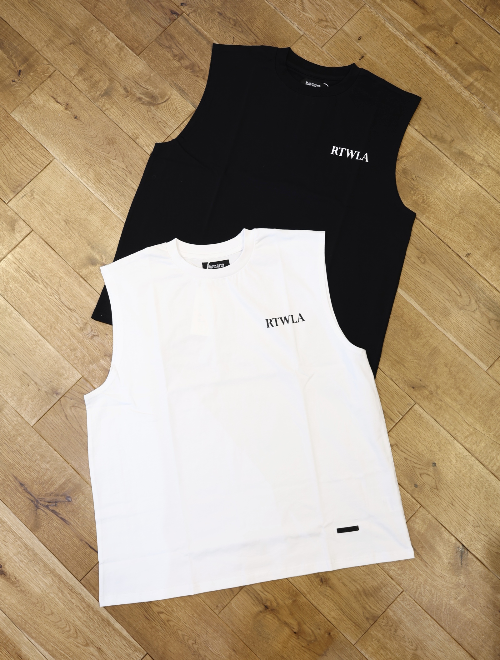 ROTTWEILER 　　「R9 RTWLA NOSLEEVE TEE」 　ノースリーブティーシャツ