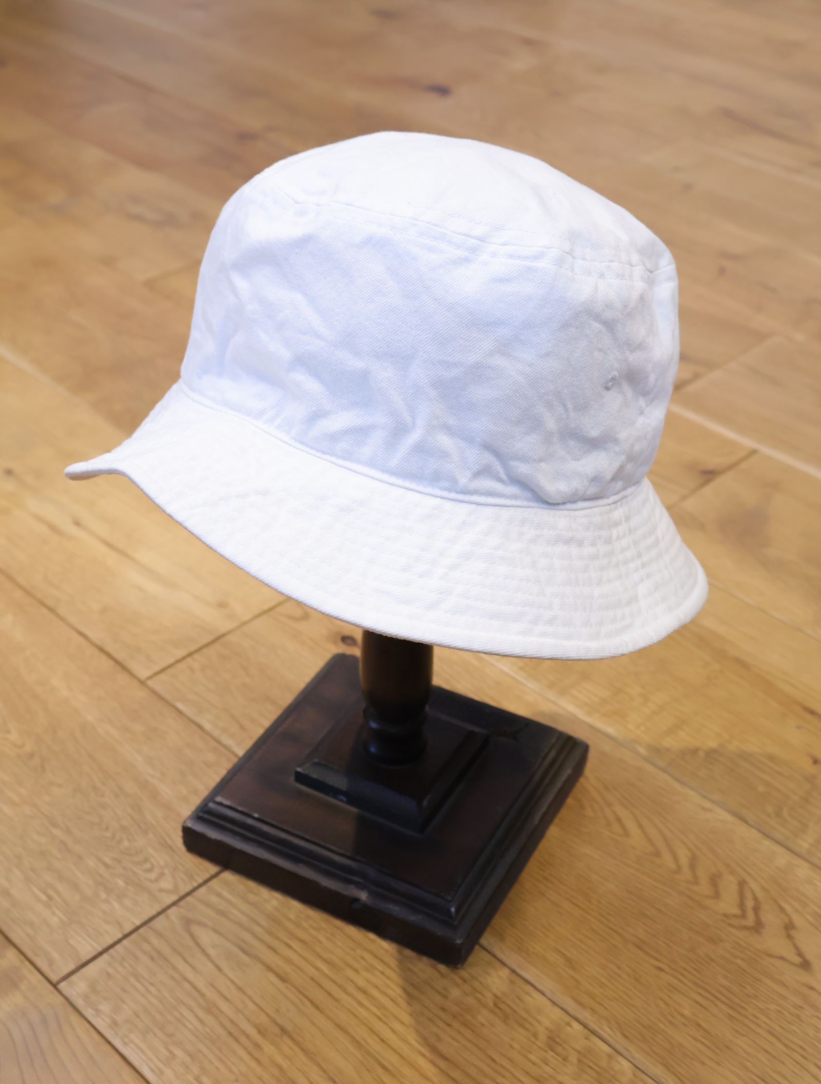MASSES　　「WHITE HAT WASH」　　ウォッシュ加工 バケットハット