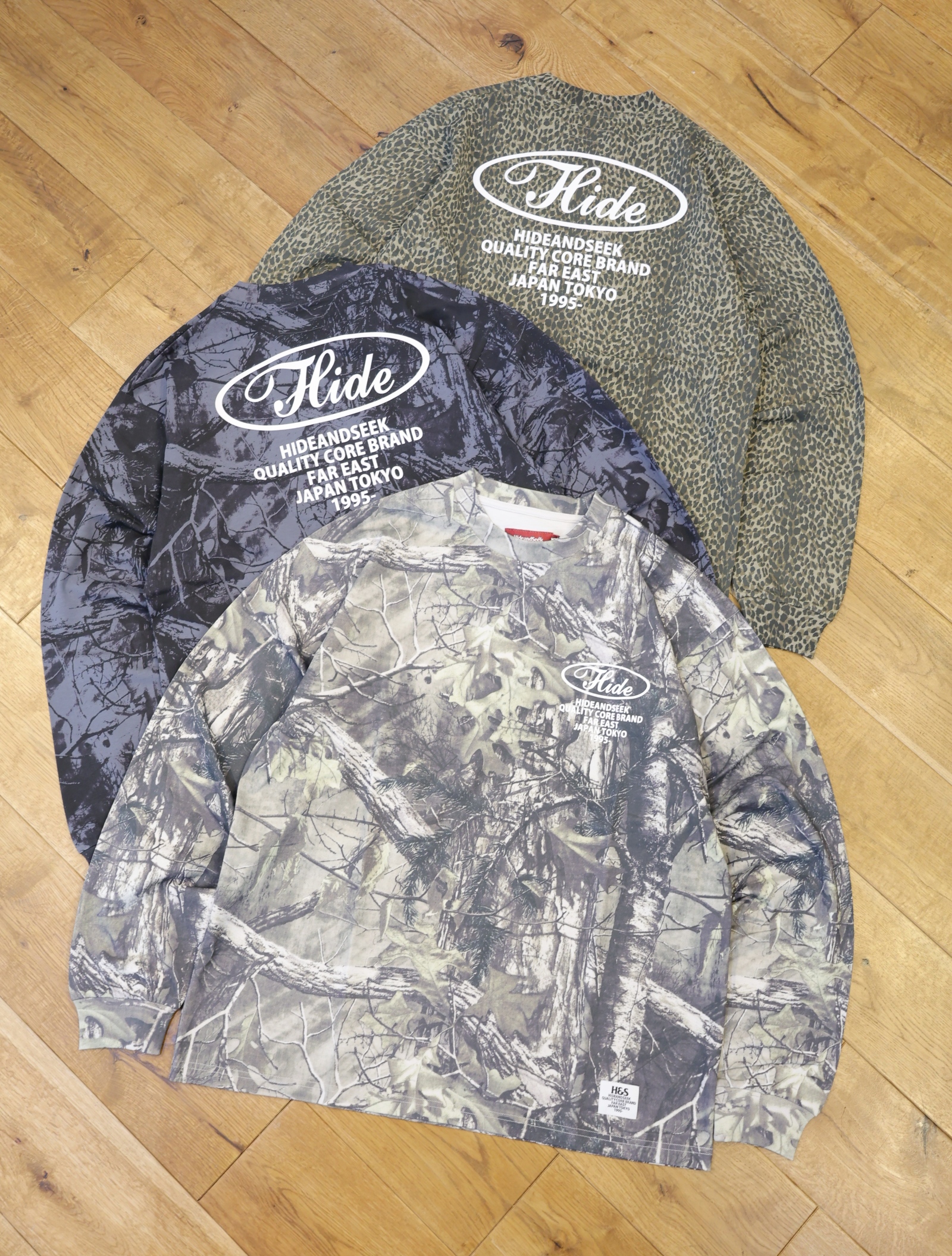 Hide and Seek　「Camo L/S Tee」　ルーズフィット プリントロングスリーブティーシャツ