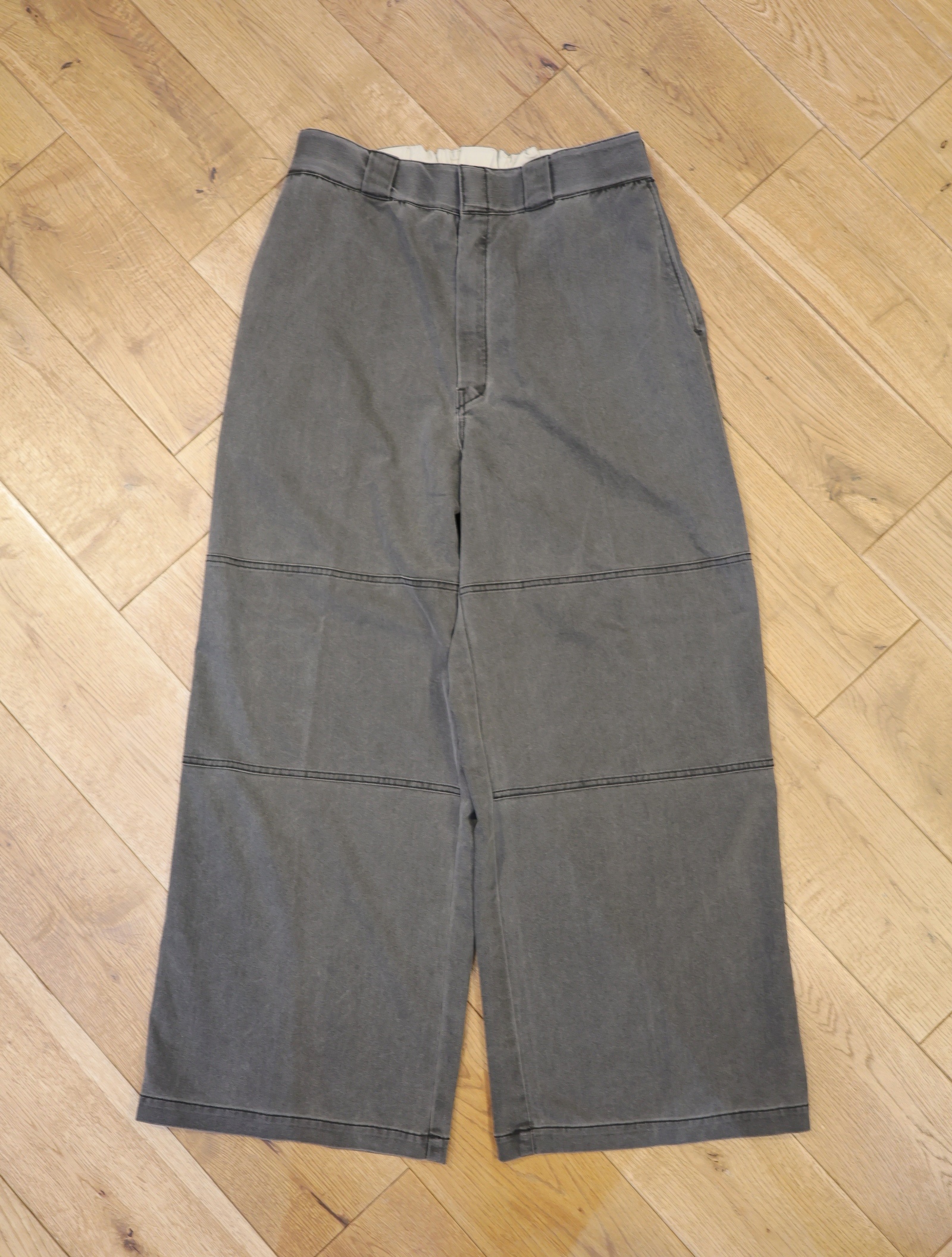 COOTIE　「Pigment Coating T/R Twill Double Knee Work Trousers」　ダブルニー ワークパンツ