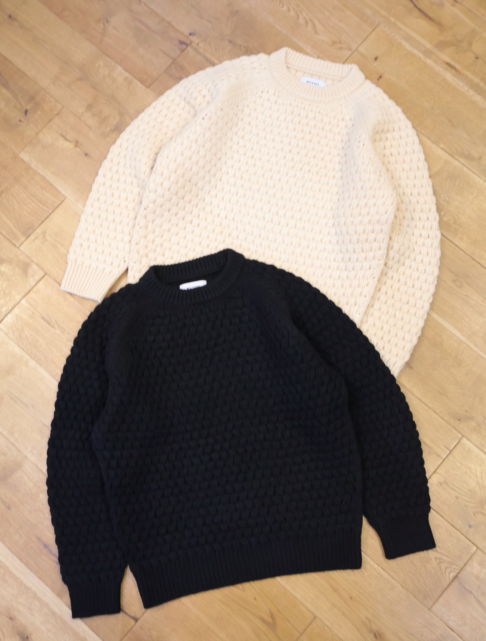 MASSES　「SWEATER POPCORN」　クルーネックニットセーター