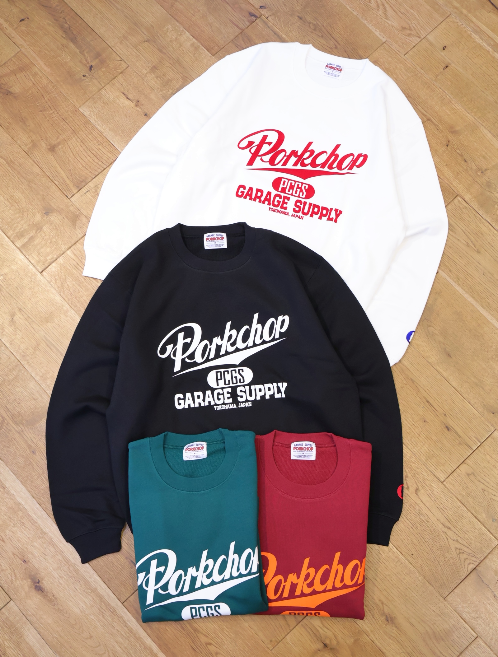 PORKCHOP GARAGE SUPPLY　「SCRIPT COLLEGE SWEAT」  クルーネックスウェット