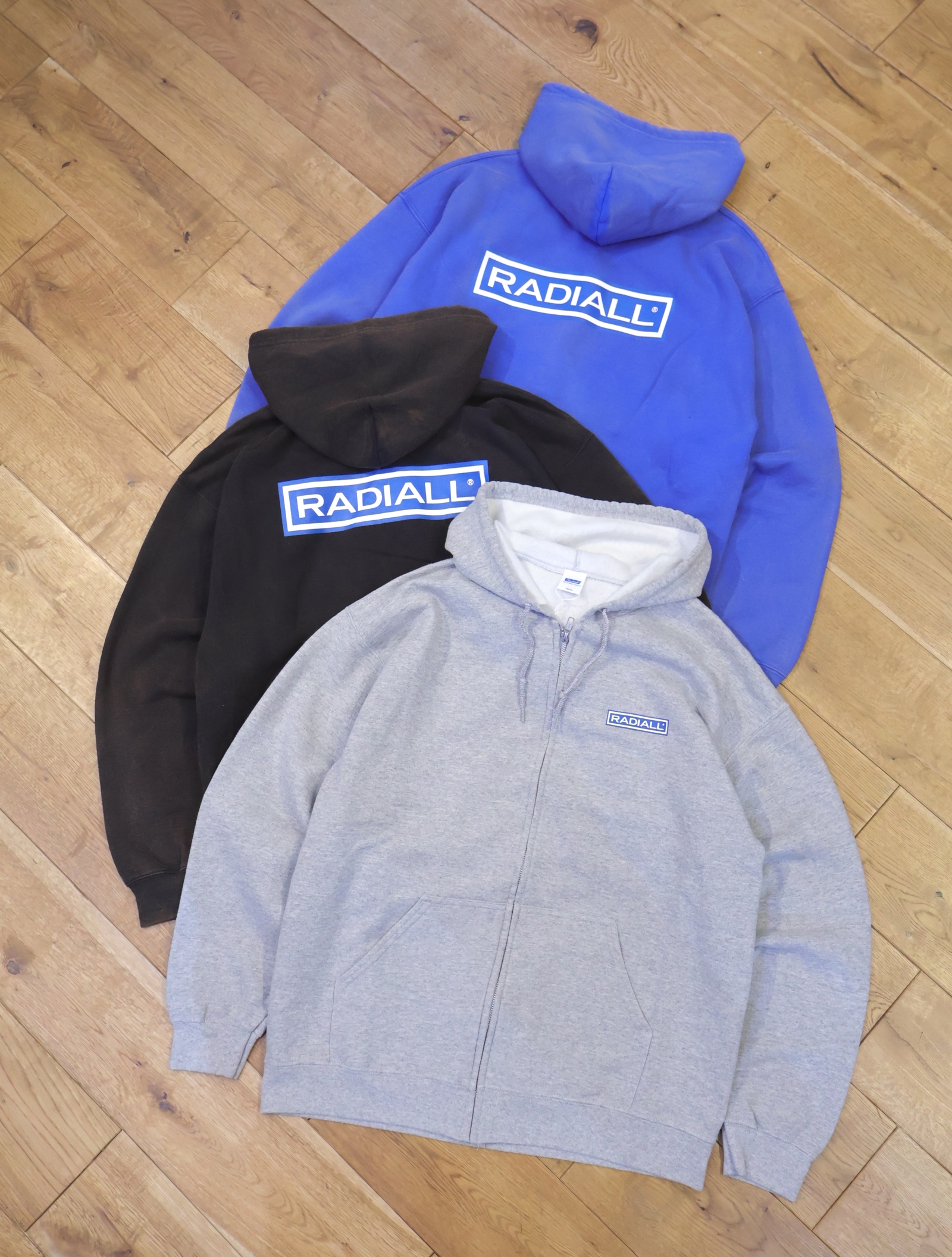 RADIALL 　　「WHEELS - ZIP UP HOODIE」　 ミストブリーチ加工 スウェットジップアップフーディー