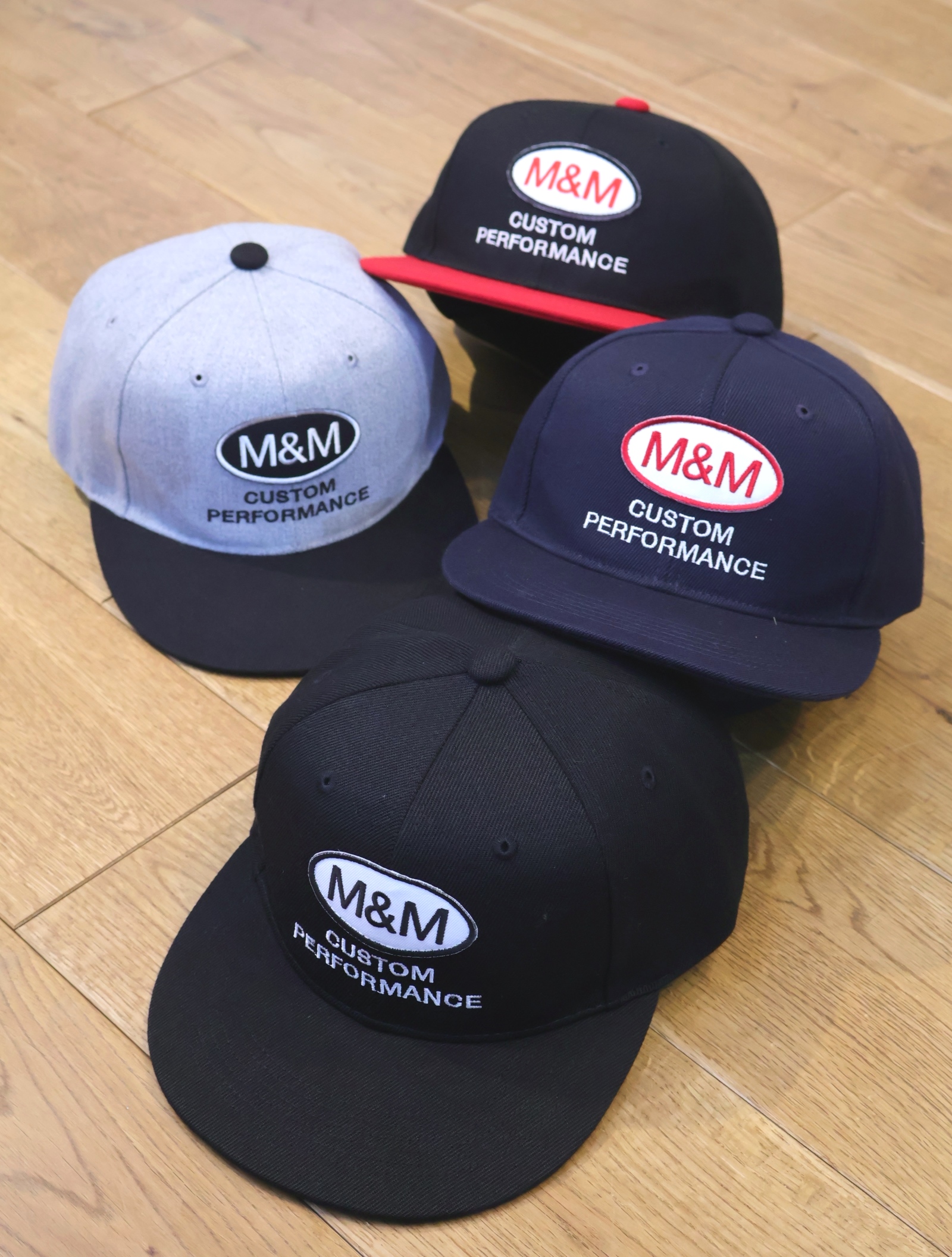 M&M CUSTOM PERFORMANCE  「Flat Visor Cap」　スナップバック ベースボールキャップ