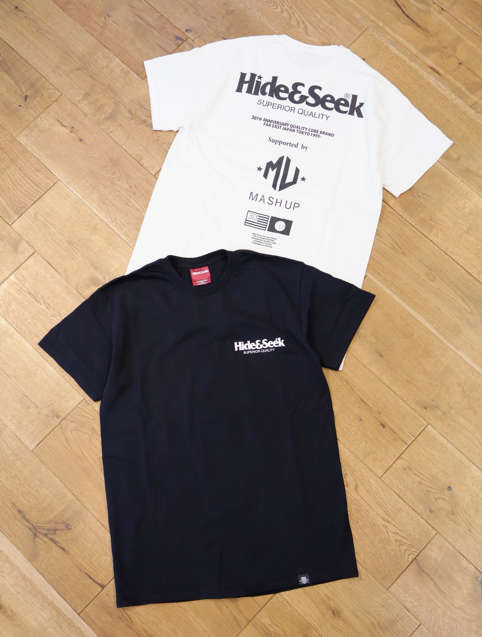 【MASH UP 限定アイテム！】Hide and Seek  「× "MASH UP" 30th S/S Tee 」　プリントティーシャツ