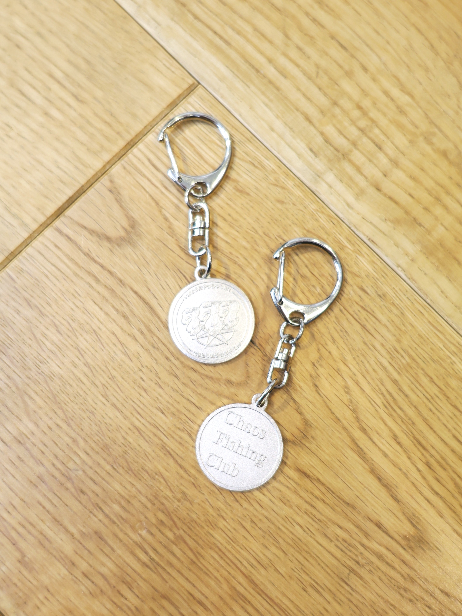 Chaos Fishing Club　「七芒星 Coin Keyring」　キーホルダー