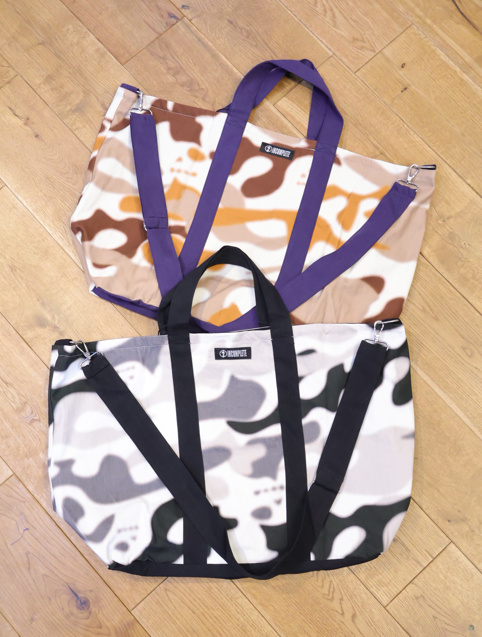 INCOMPLETE TOKYO 「Reversible camo bag」 　リバーシブル トートバッグ