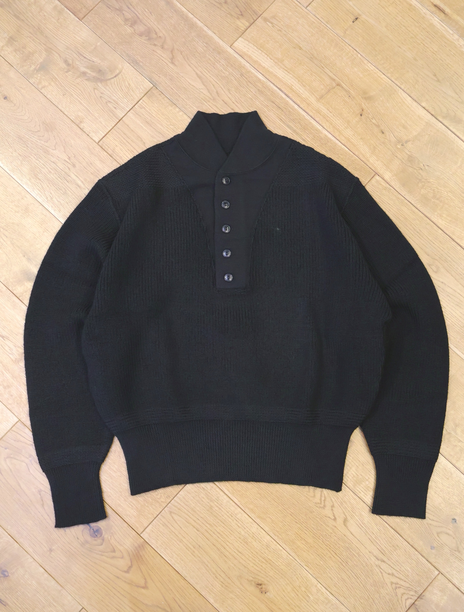 TROPHY CLOTHING　　「Army Button High Neck Knit」　5ボタン ハイネックニットセーター