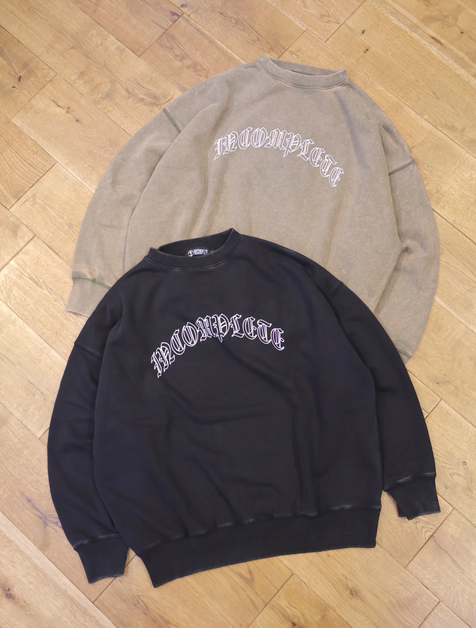 INCOMPLETE TOKYO 　「Faded sweat shirts type-2」　フェード加工 クルーネックスウェット