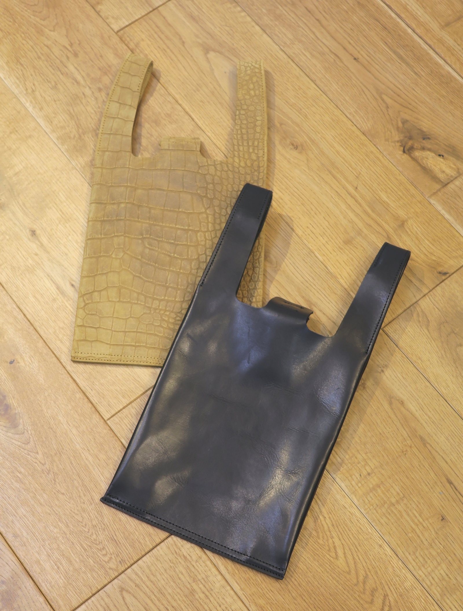COOTIE　　「Leather C-Store Bag」　　レザー ストアバッグ