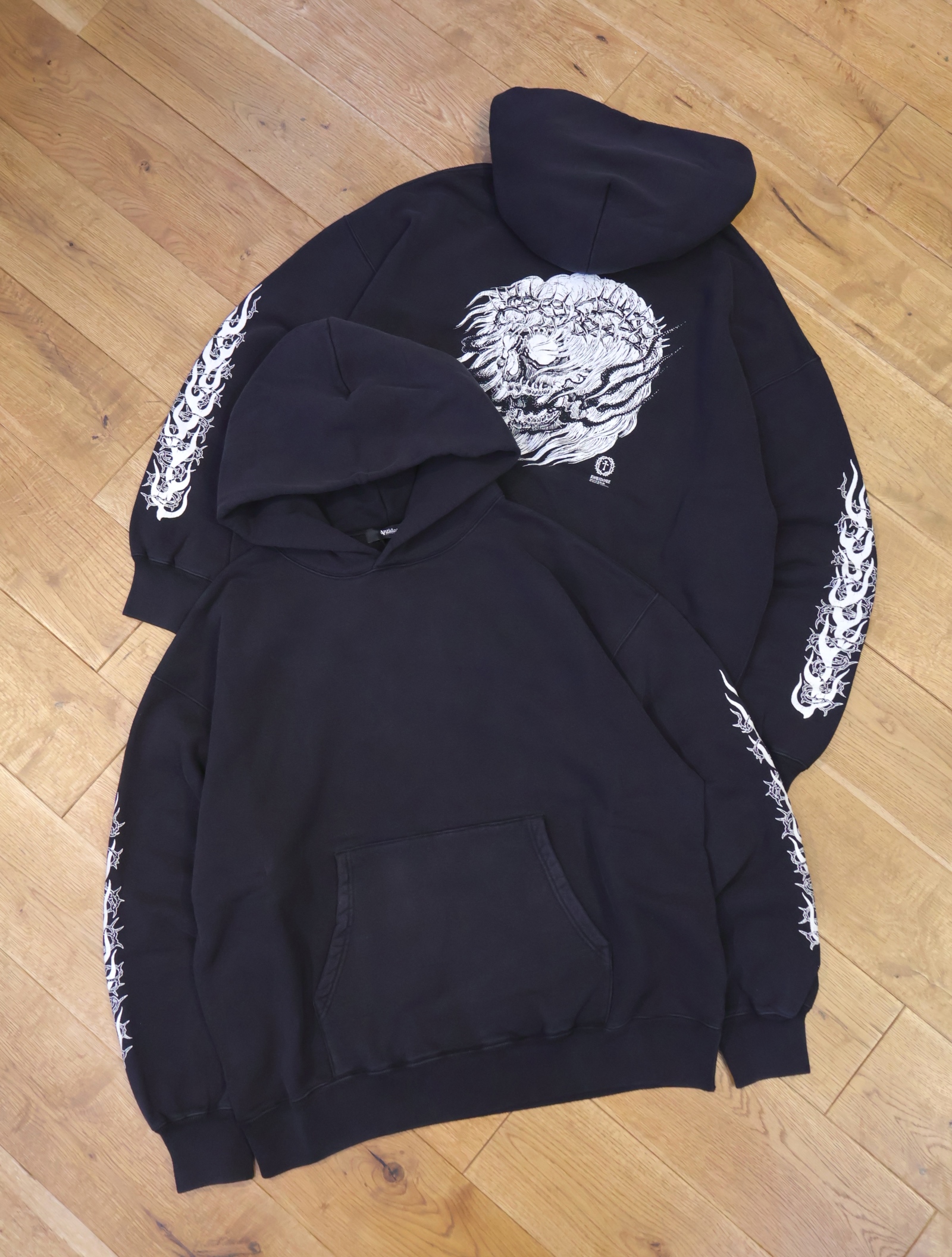 ANTIDOTE BUYERS CLUB　「Fade Wash Sweat Parka (Skull Jesus)」　フェードウォッシュ スウェットパーカー