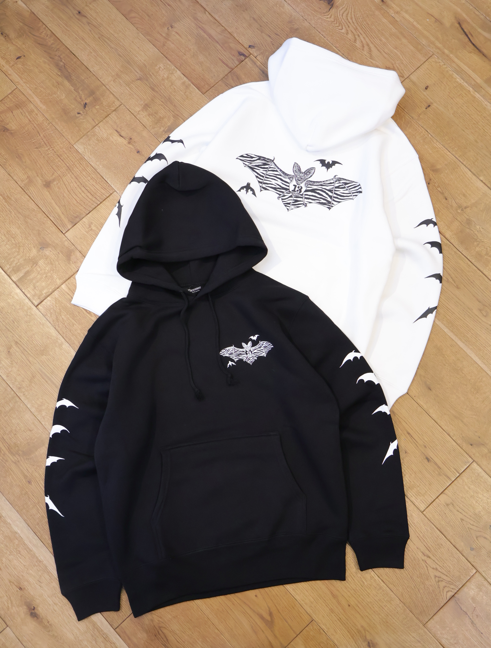 DOZEN ONE 　 「PRINT PULLOVER HOODIE」　　プルオーバーフーディー