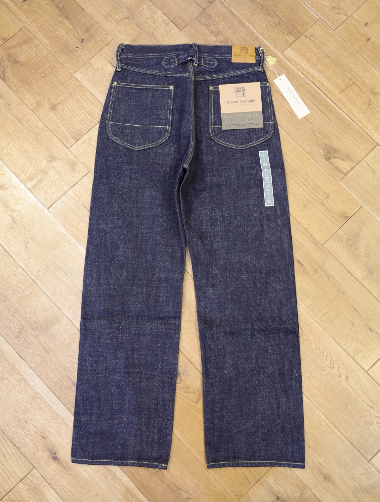 TROPHY CLOTHING　　「Lot.1604 Waist Overalls Dirt Denim」　　デニムパンツ