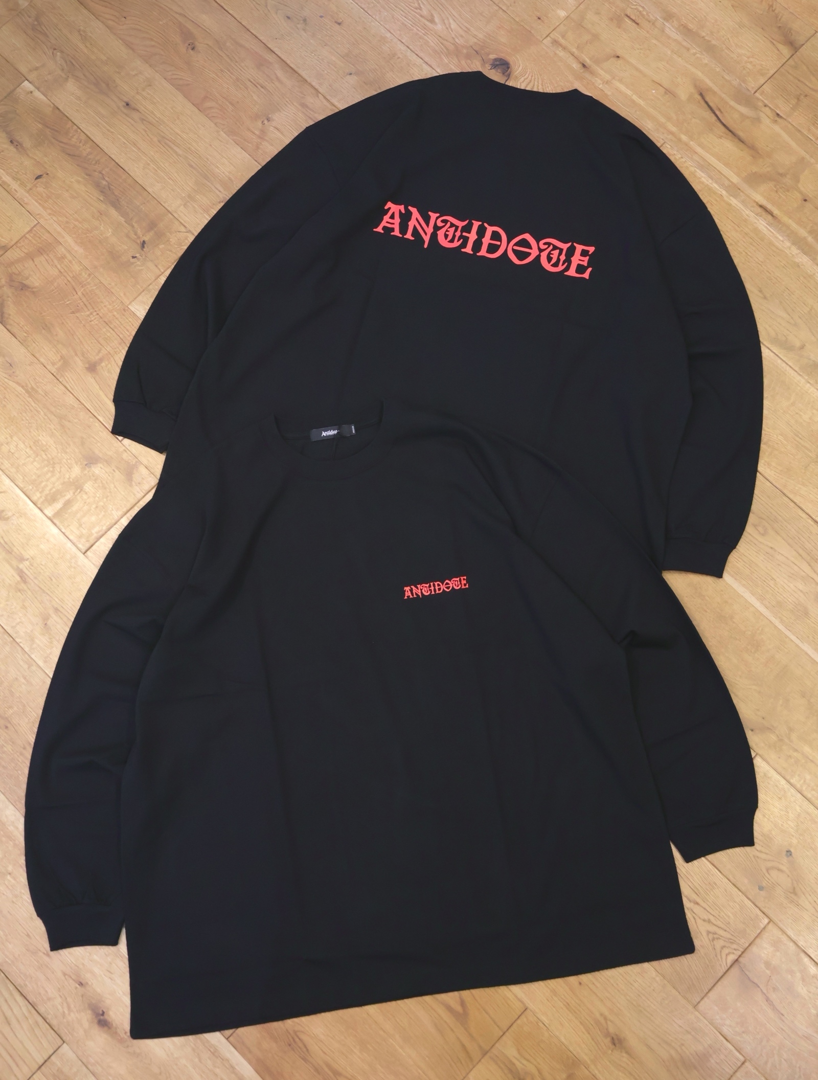 ANTIDOTE BUYERS CLUB　　「Over Sized Logo L/S Tee」　　オーバーサイズ ロングスリーブティーシャツ