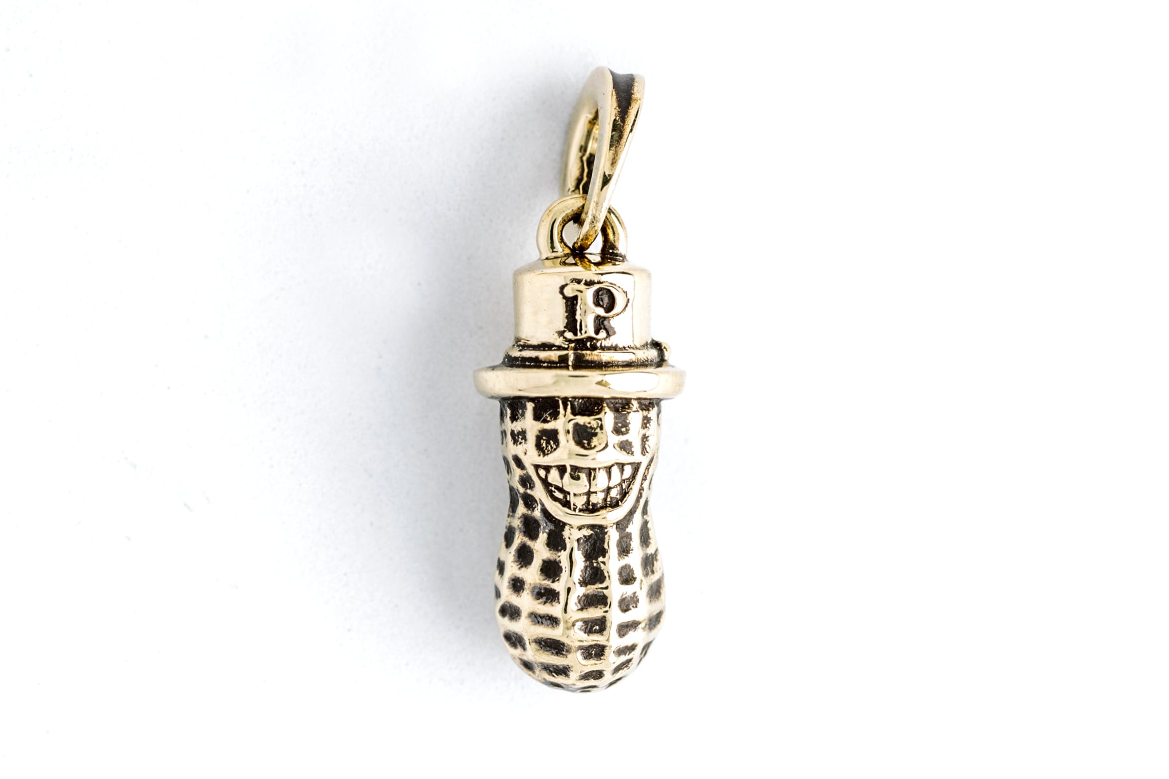 Peanuts&Co　「MEDIUM PEANUTS BRASS」  BRASS製 ペンダントトップ