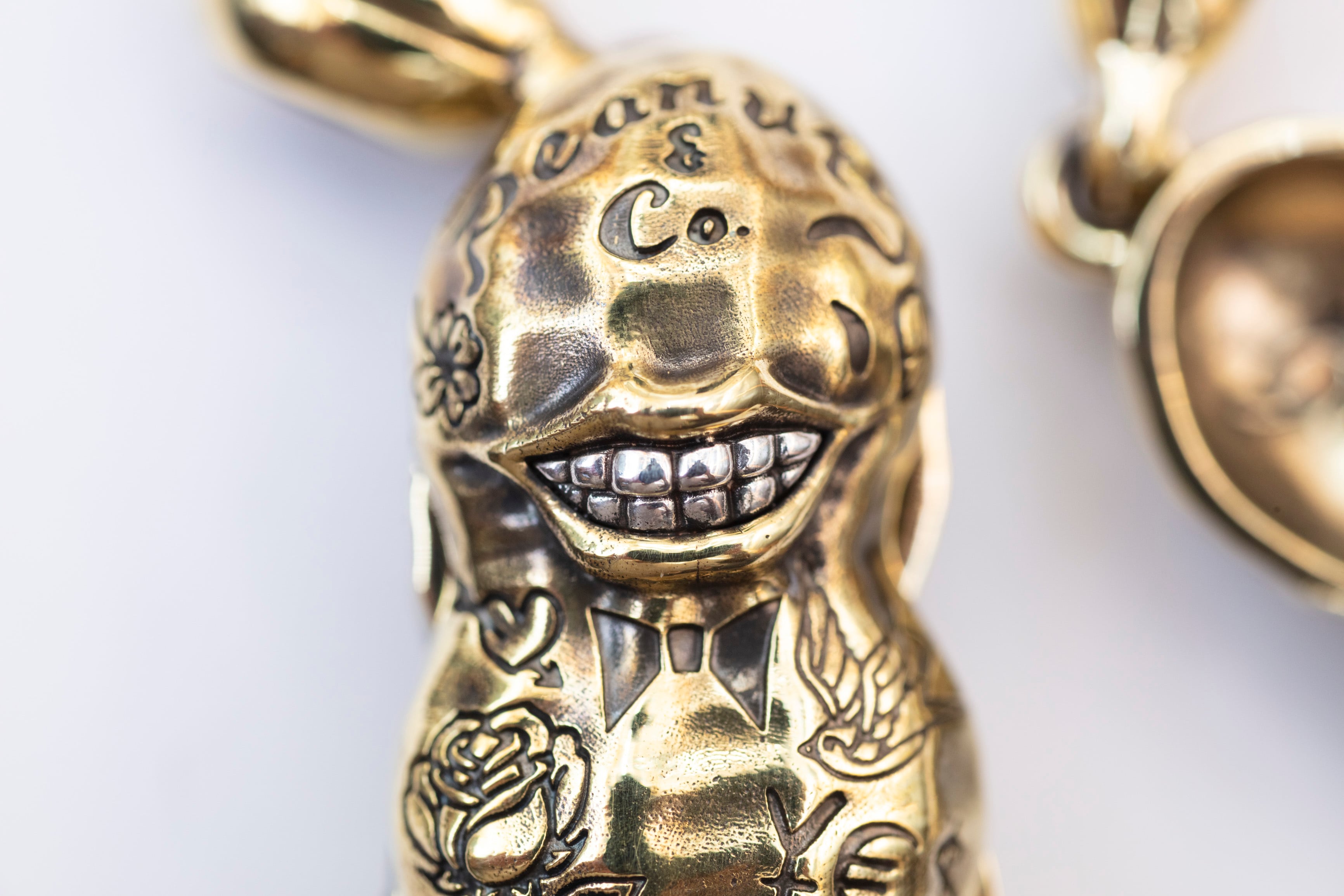 Peanuts&Co　「NORMAL TATTOO PEANUTS S BRASS × SILVER」 BRASS製 ペンダントトップ
