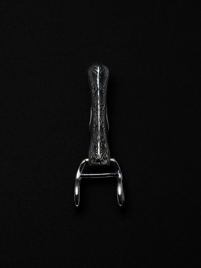 ANTIDOTE BUYERS CLUB　　　「Engraved W Loop Key Hook」　SILVER950製 キーフック
