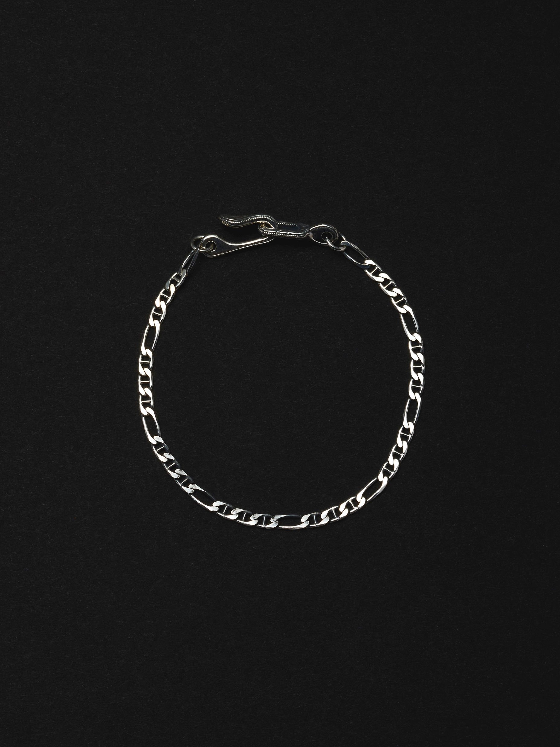 ANTIDOTE BUYERS CLUB　　「Stud Link Figaro Narrow Chain Bracelet」　　SILVER950製 ブレスレット