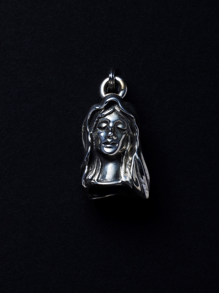 【25SS〜】ANTIDOTE BUYERS CLUB　　「Mary Pendant」　　SILVER950製 ペンダントトップ