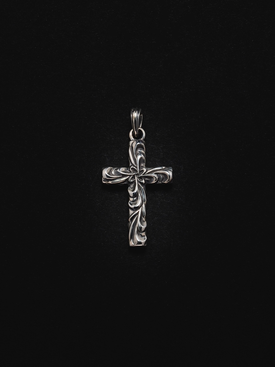 ANTIDOTE BUYERS CLUB　　「Ornament Cross Pendant」　　SILVER950製 ペンダントトップ