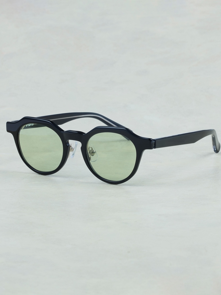 OWN　　「#03 FLIP-UP BLACK/ SMOKEY GREEN」　　ボストンタイプ フリップアップグラッシーズ