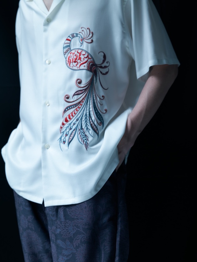 CALEE 「× MIHO MURAKAMI EMBROIDERY SH」 オープンカラー