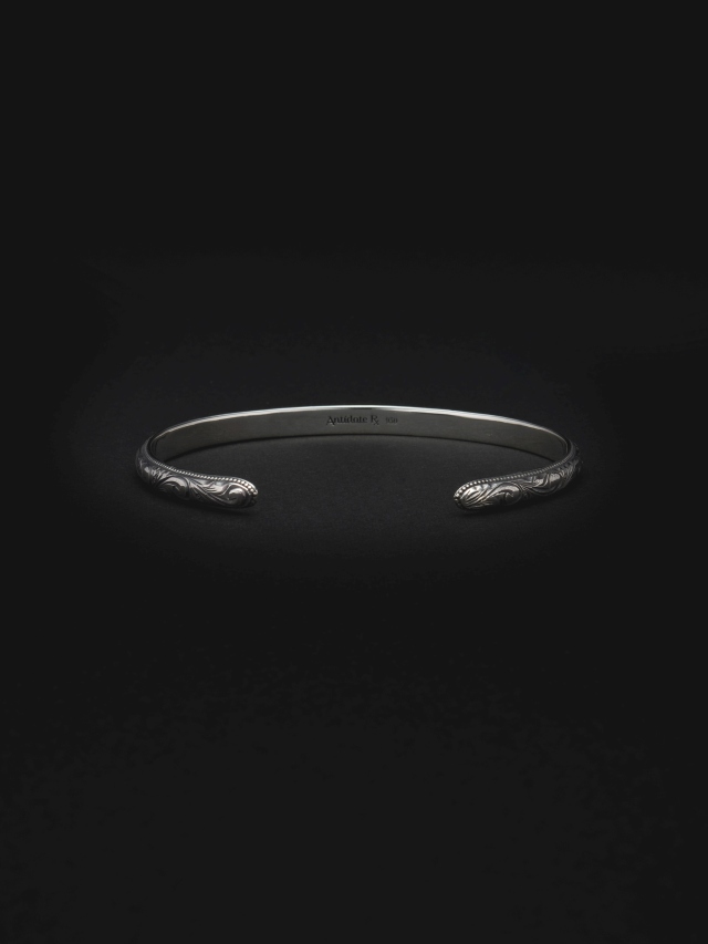 ANTIDOTE BUYERS CLUB 「Engraved Narrow Bangle」 SILVER950製 バングル